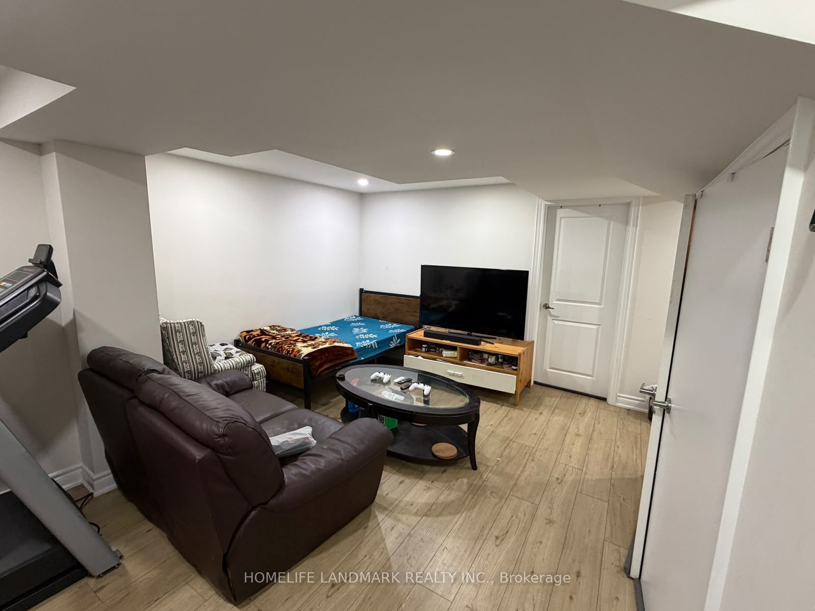 Unit Basement - 68 Liam Lane, Markham 4