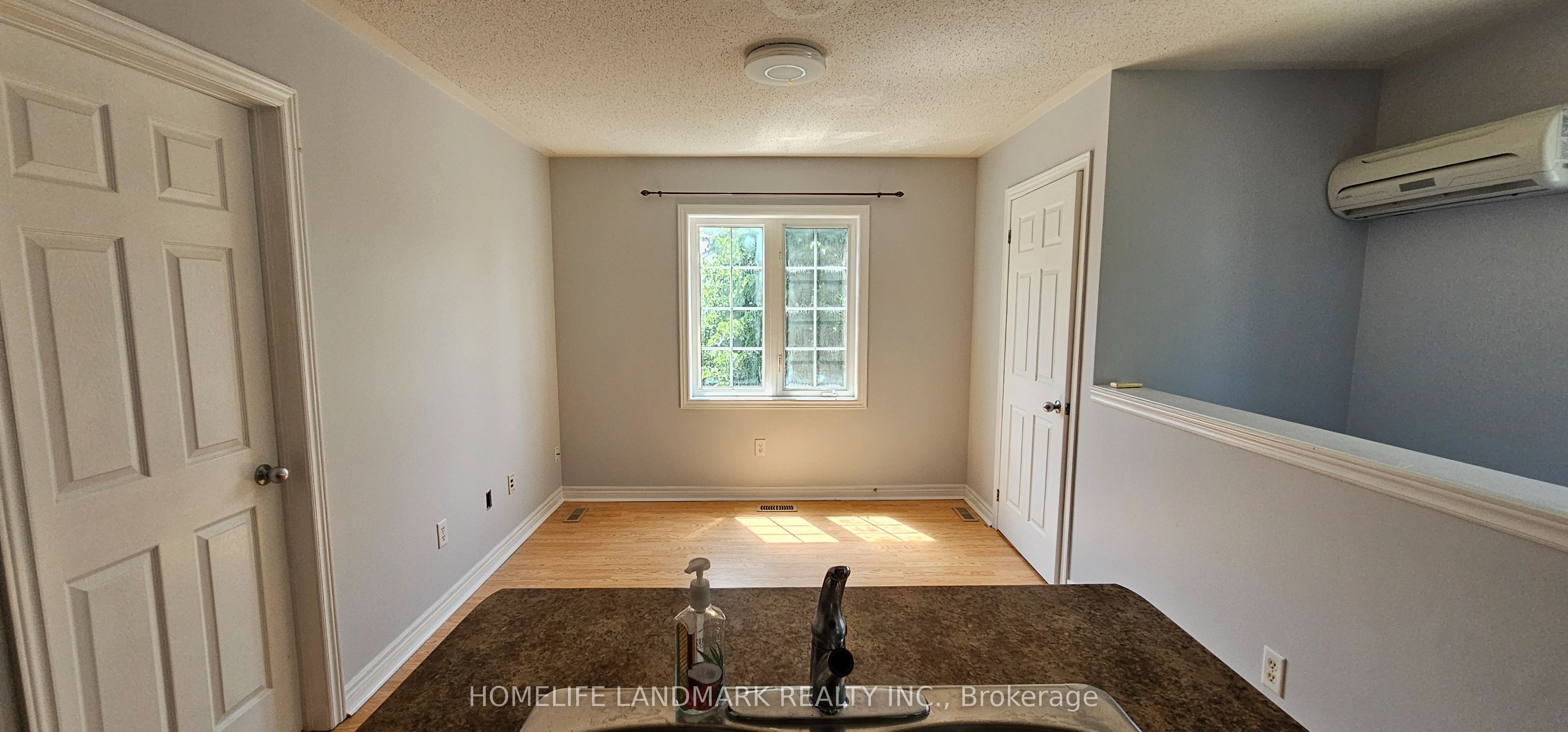 Unit Coach - 109 Northvale Road, Markham 2