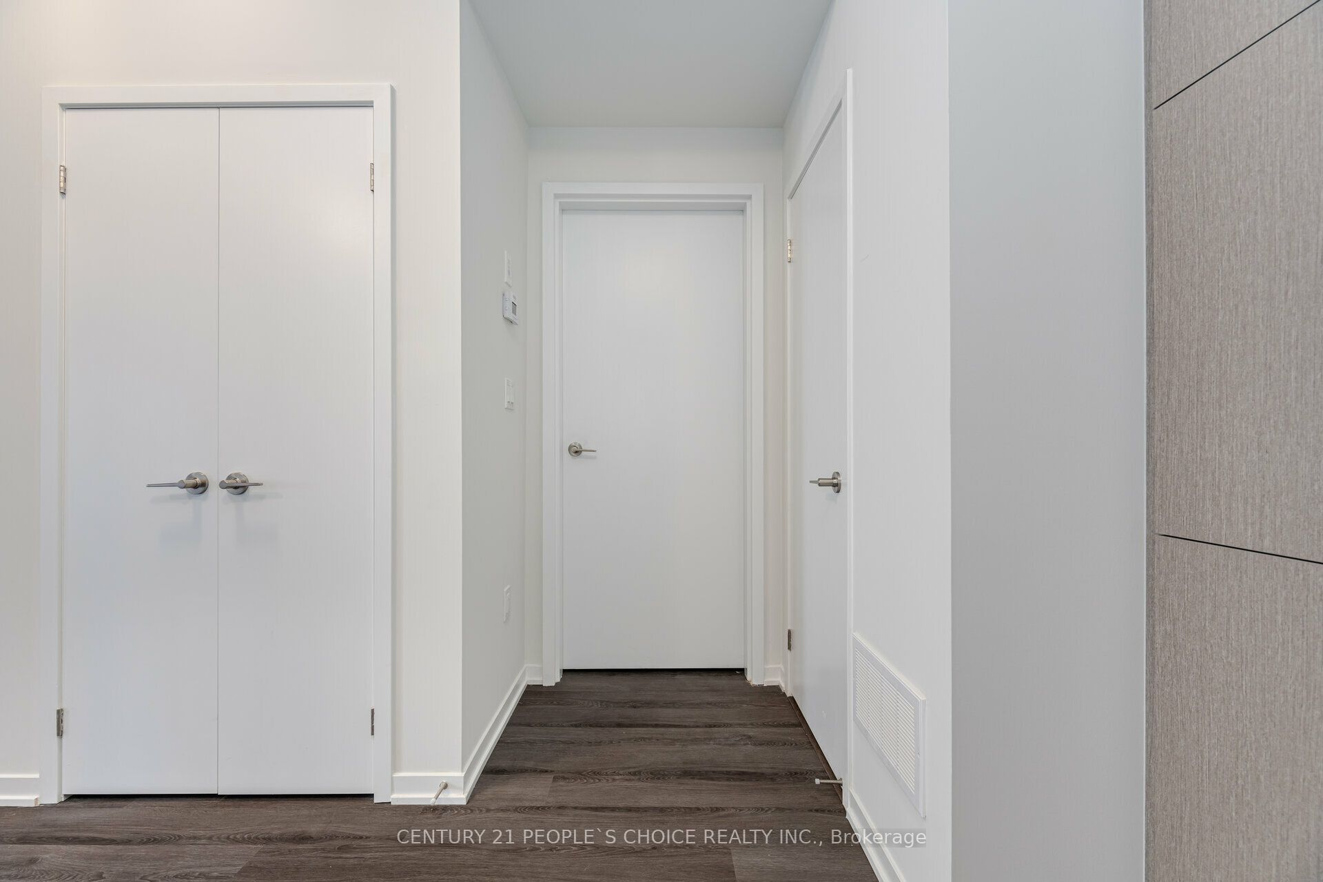 Unit 263 - 150 Honeycrisp Crescent N, Vaughan 5