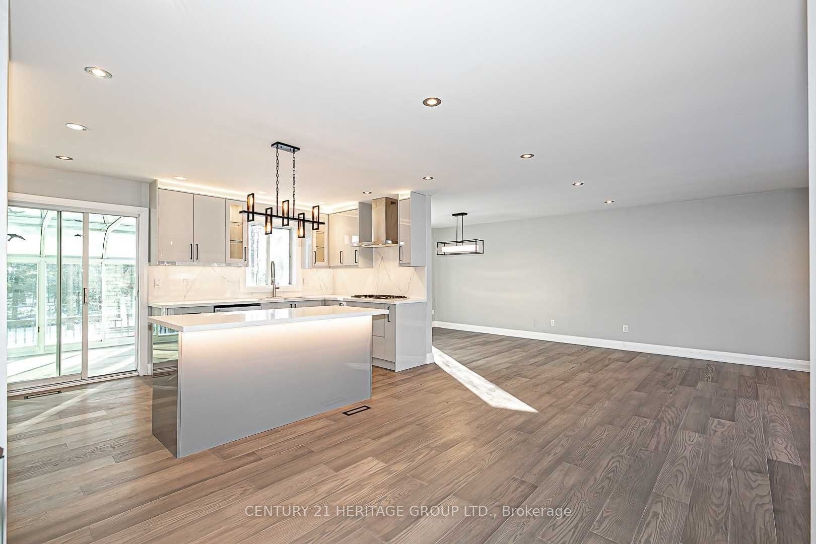 23 Tall Pines Trail, East Gwillimbury 4
