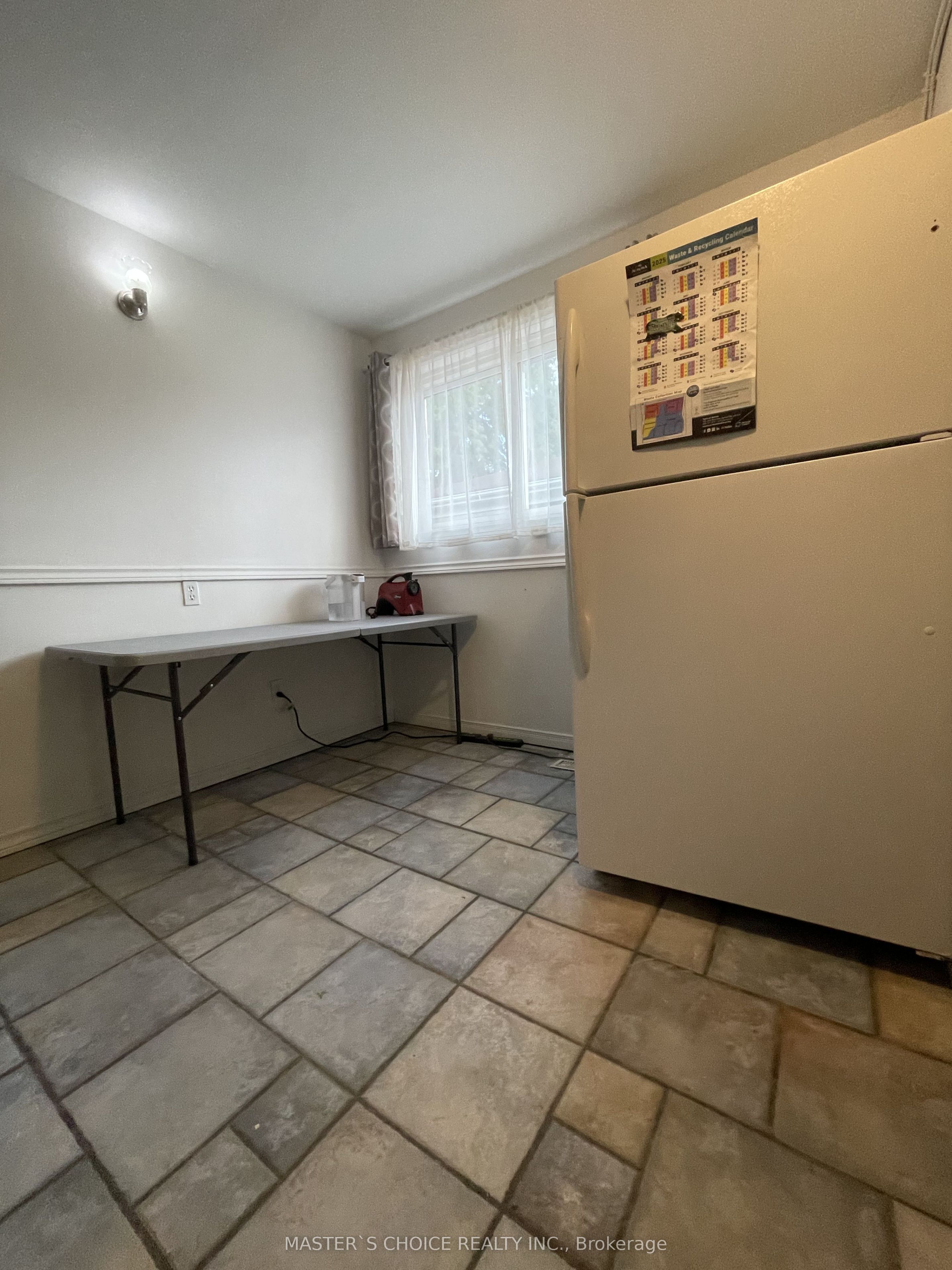 39 Richardson Drive S, Aurora 5