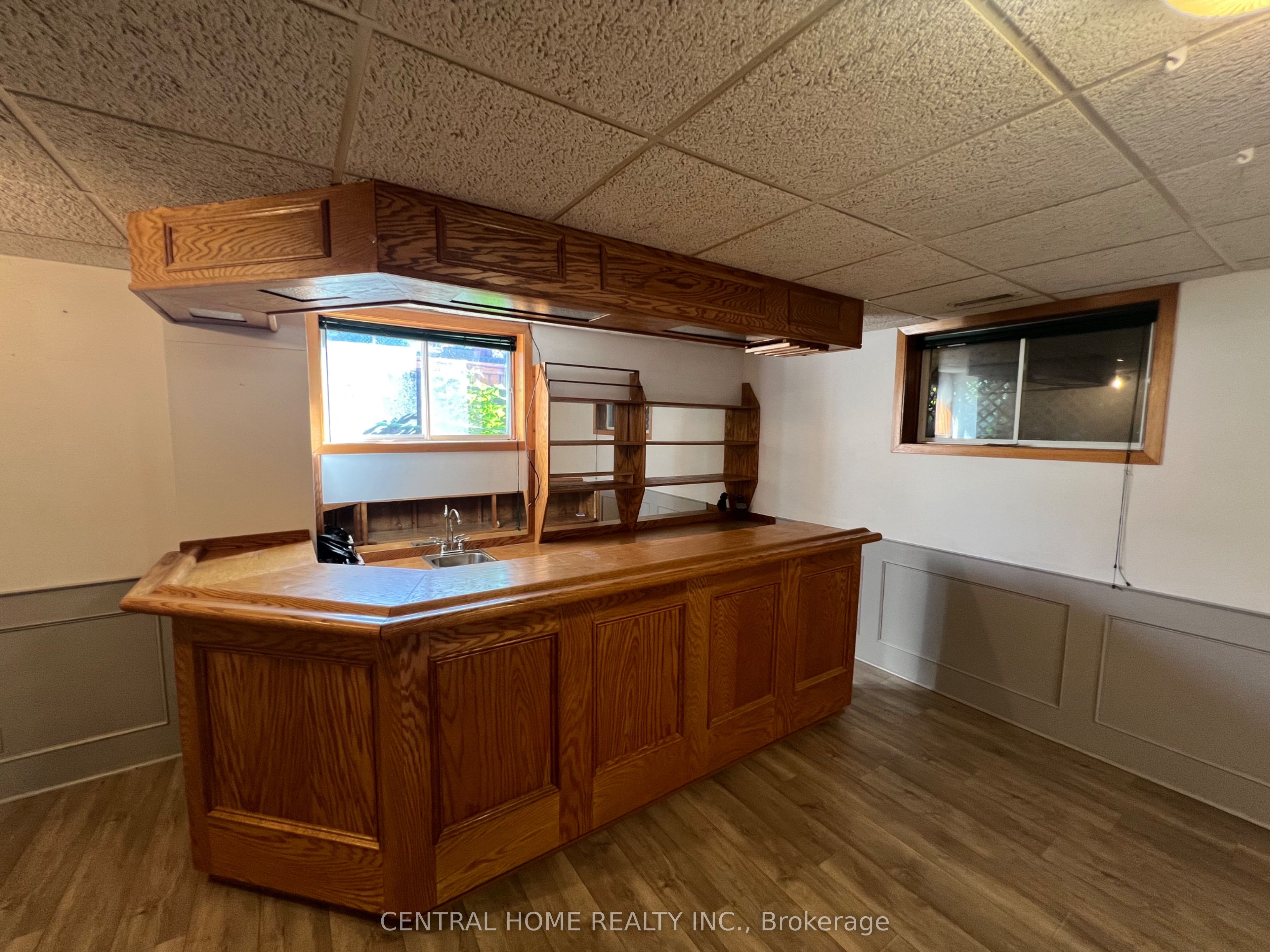Unit Lower - 299 Lakeview Boulevard, Georgina 4