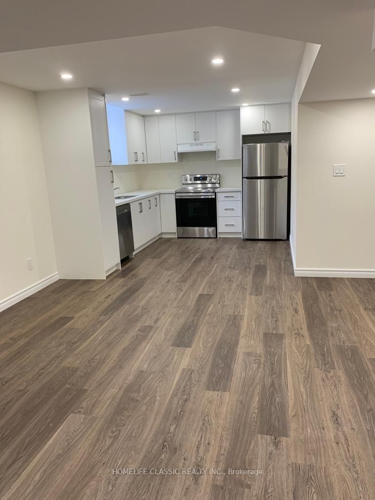 Unit Basement - 18 Elderslie Crescent, Vaughan 5