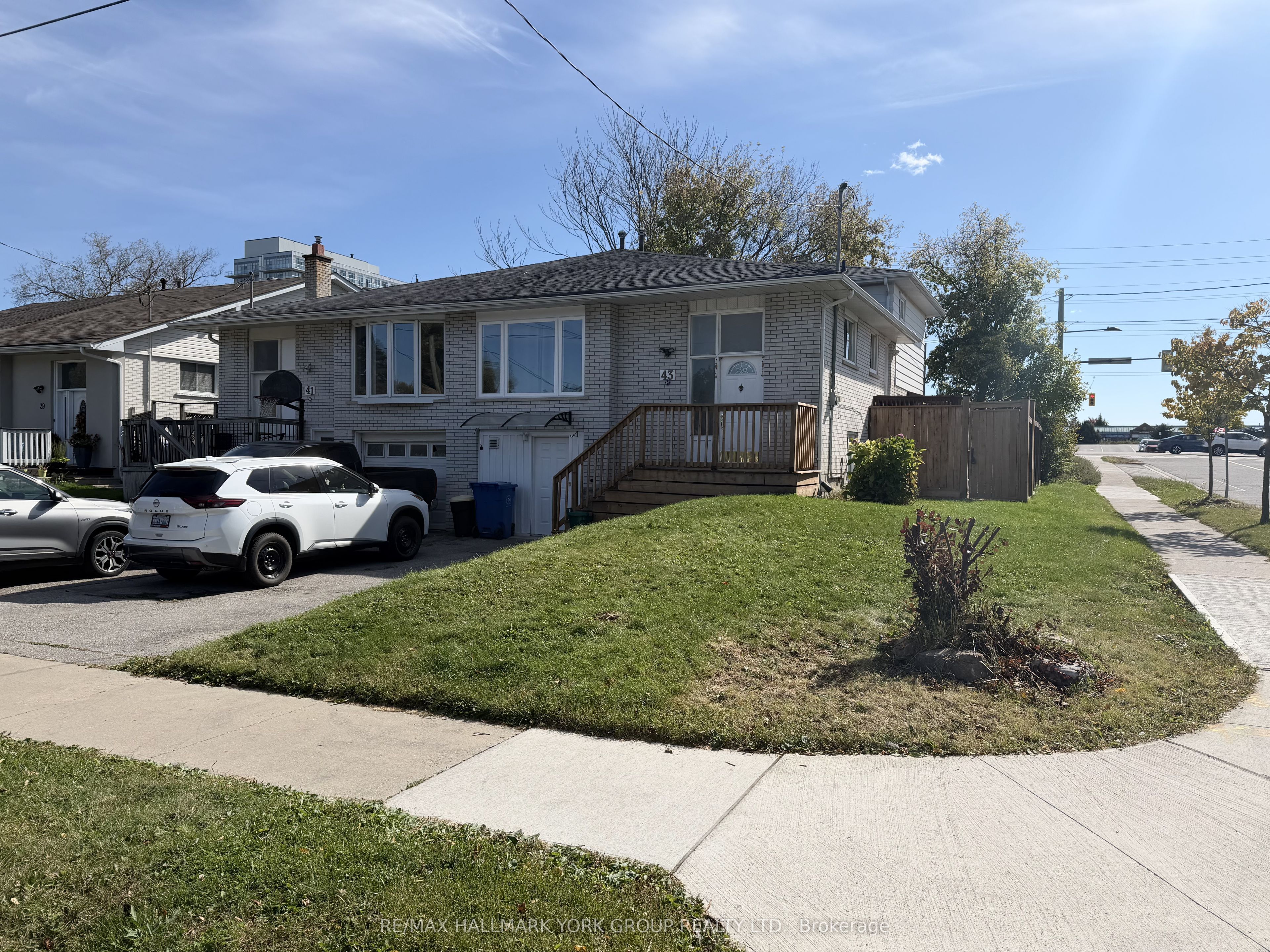 Unit lower - 43 Walter Avenue, Newmarket 1