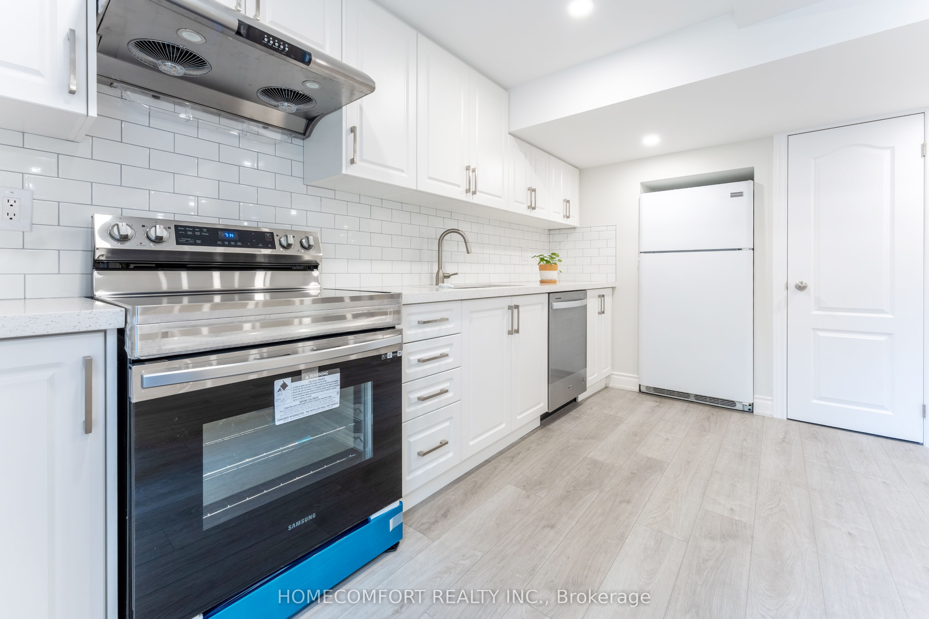 Unit bsmt - 369 Tower Hill Road, Richmond Hill 5