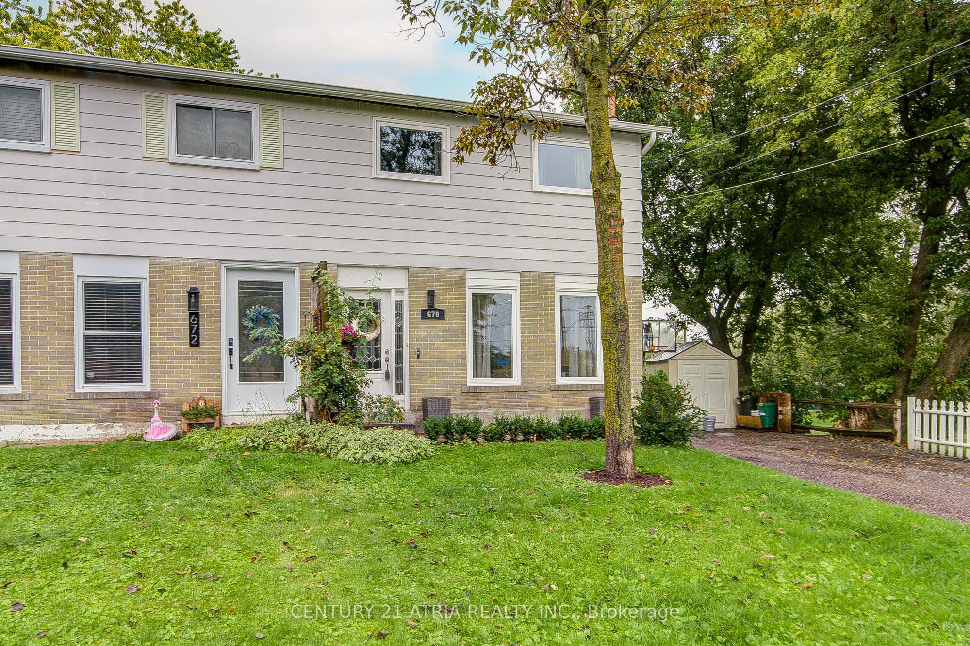 670 Elgin Street, Newmarket 5