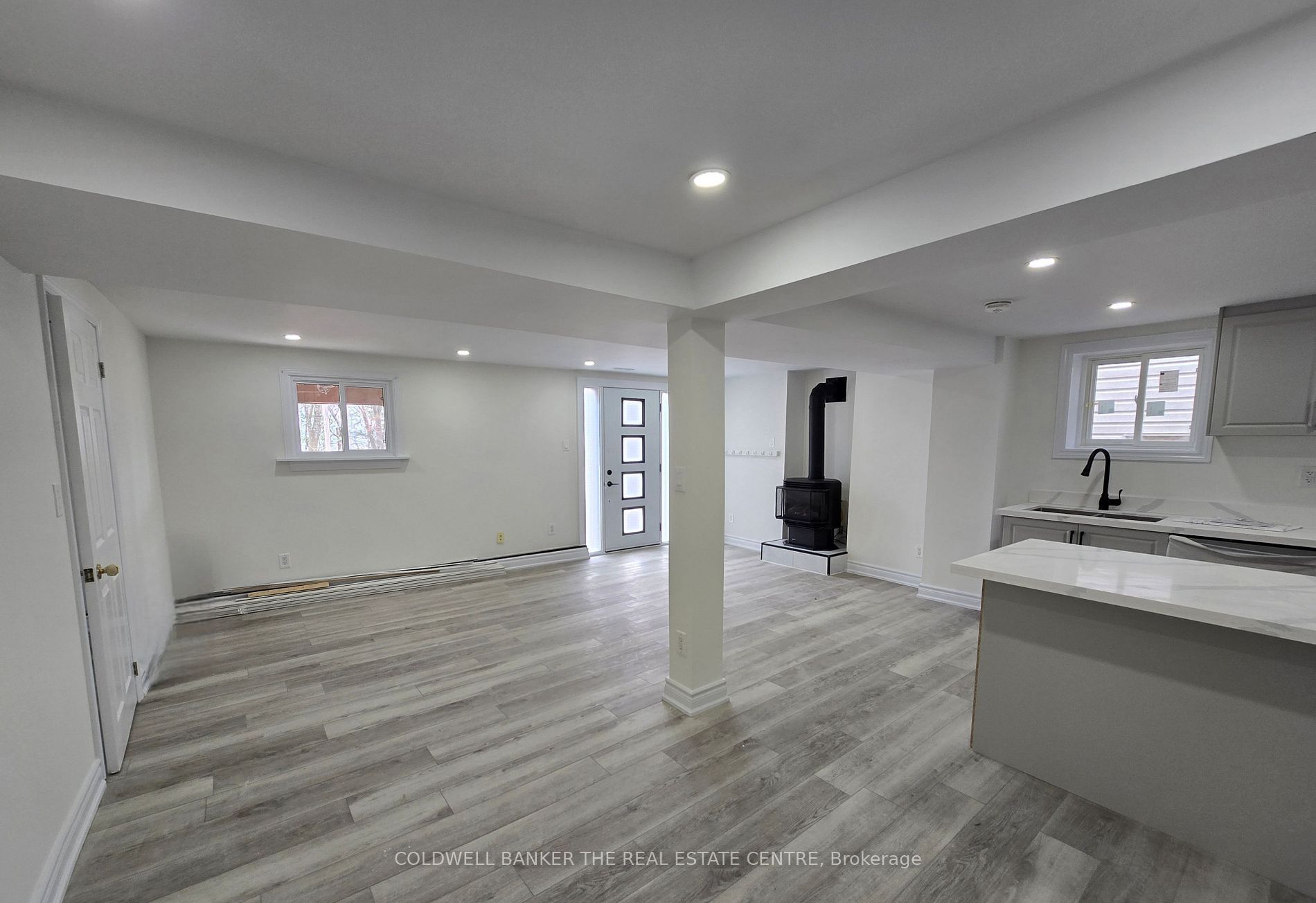 Unit LOWER - 95 Browning Trail, Barrie 3