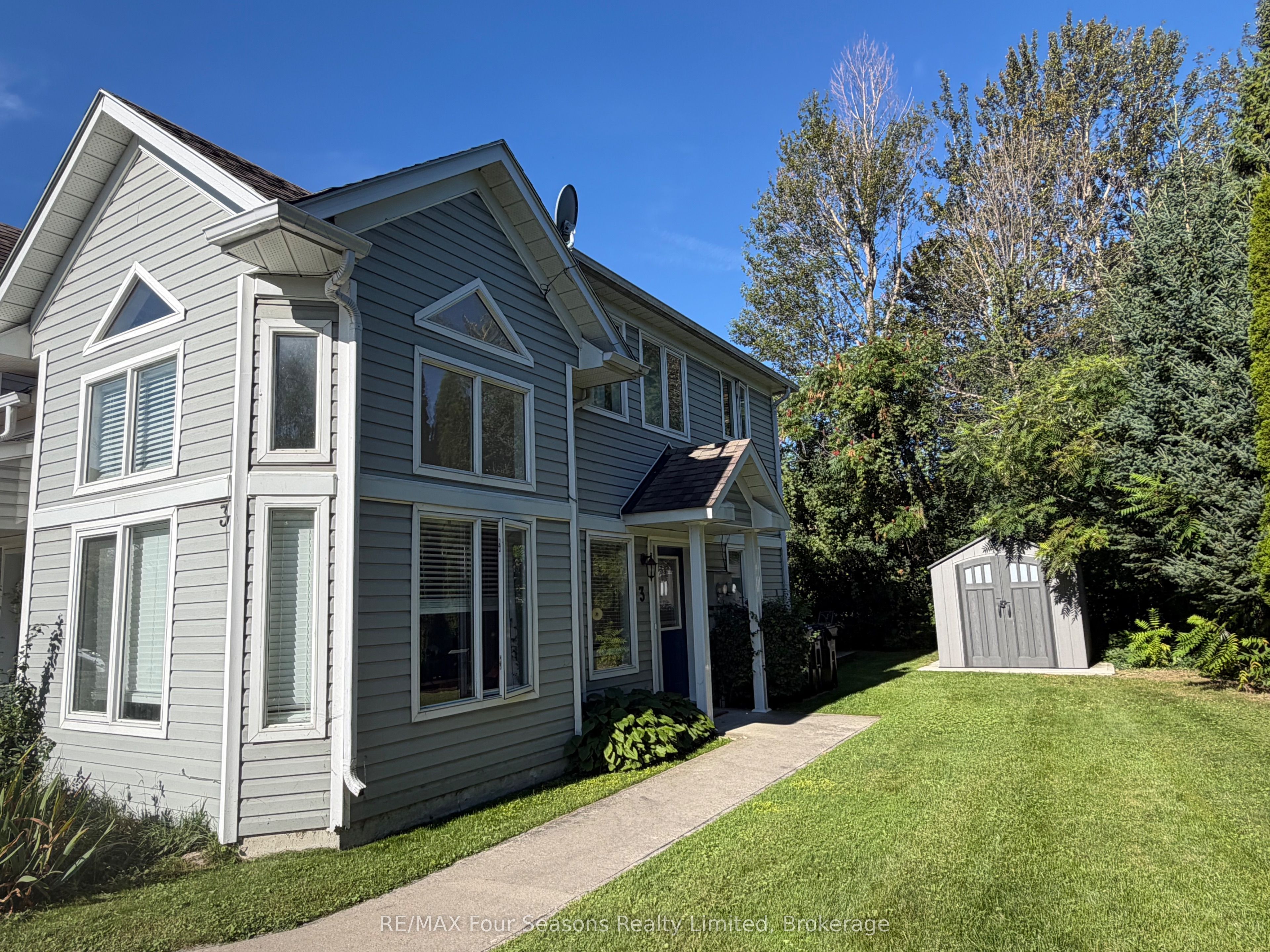 Unit 3 - 295 Balsam Street, Collingwood 1