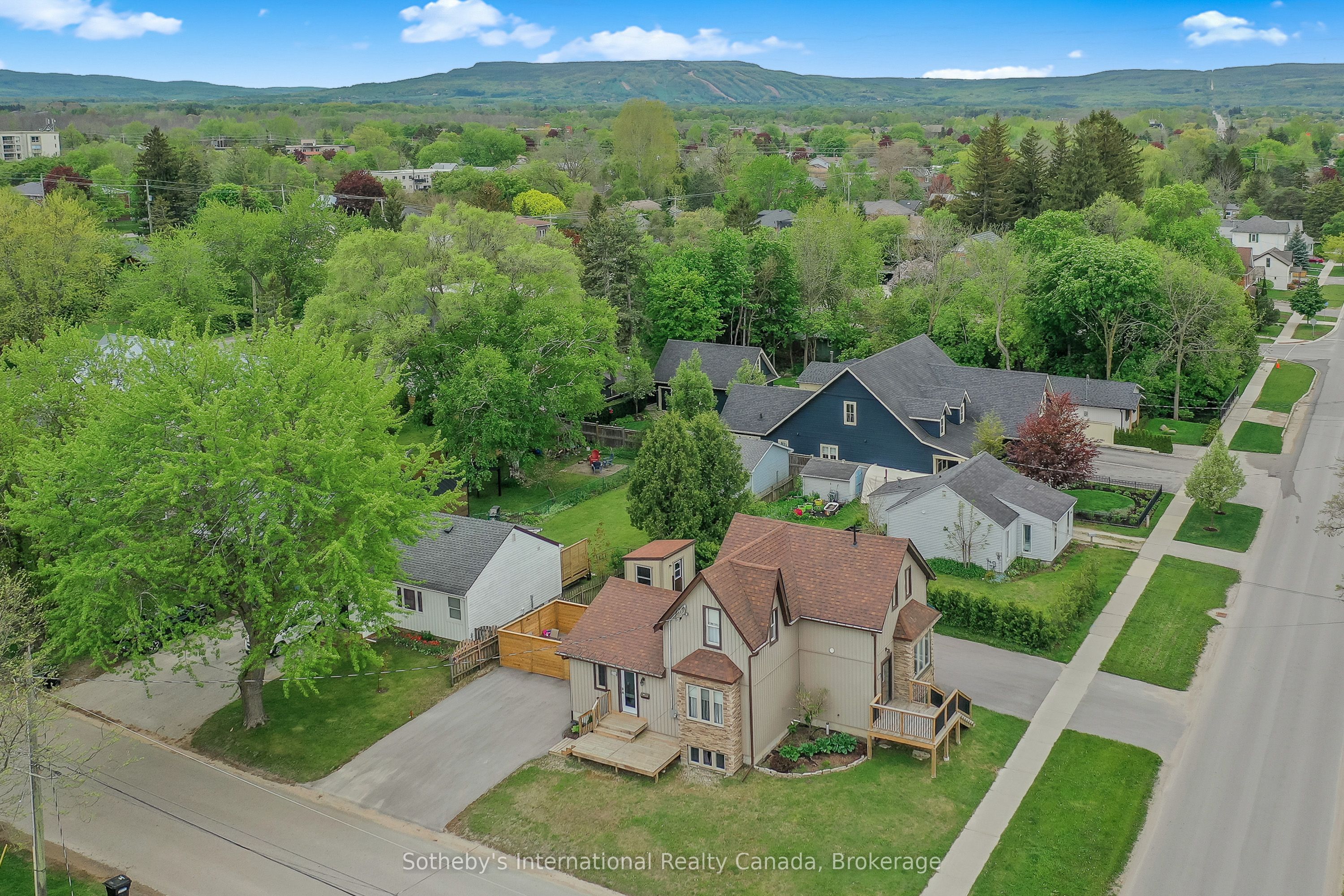 Unit 2 - 218 Fifth Street, Collingwood 2