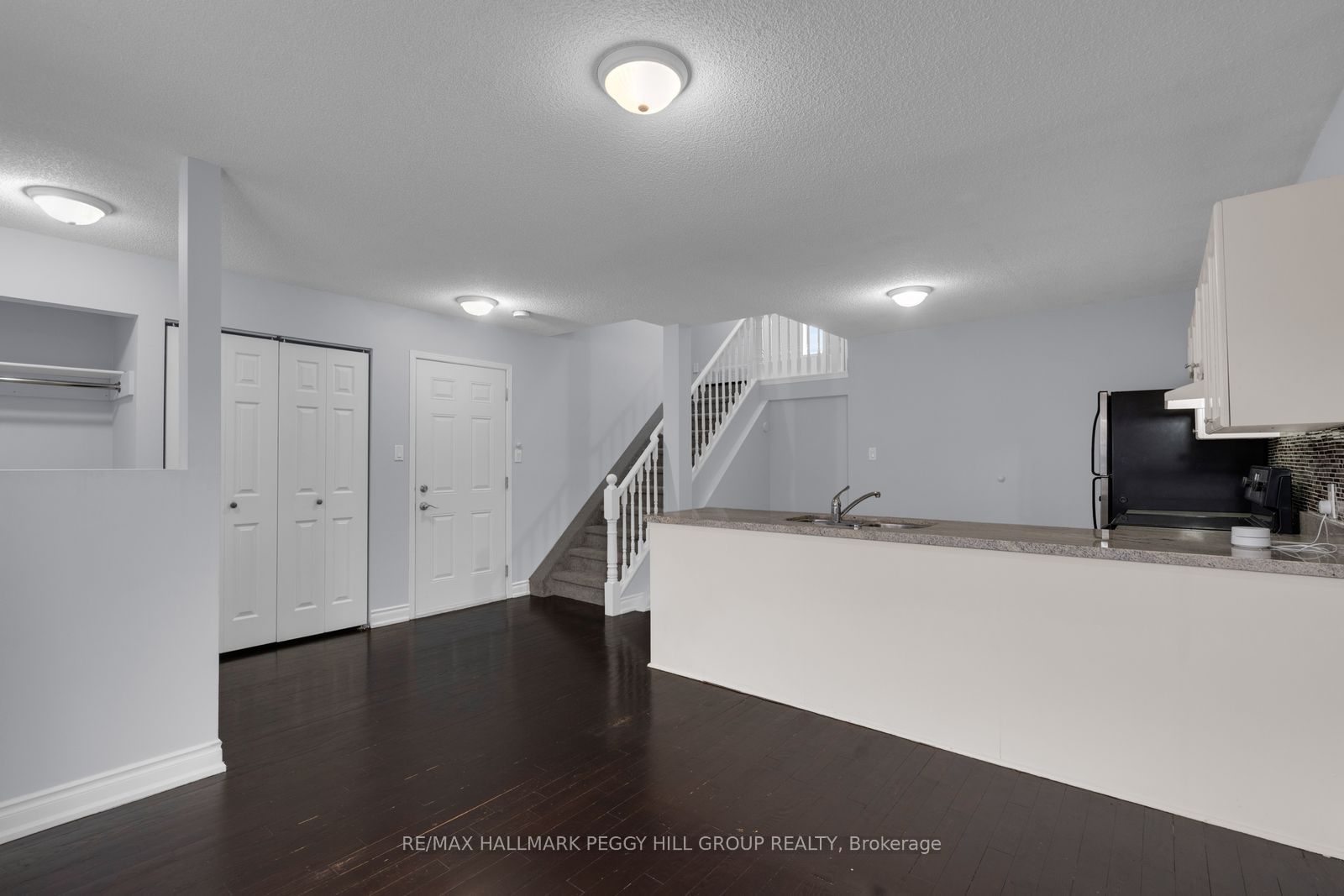 Unit Upper - 152 Madelaine Drive, Barrie 4