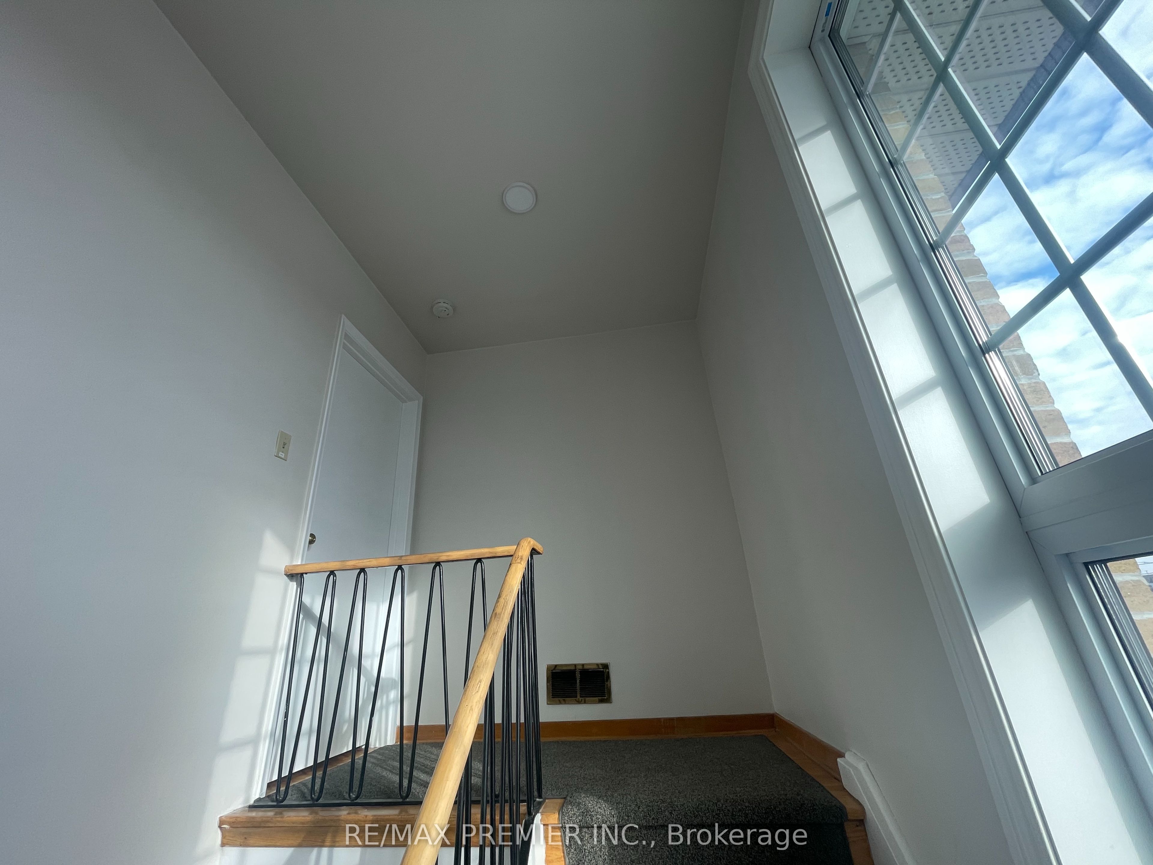 Unit 3 - 2360 Keele Street, North York 4