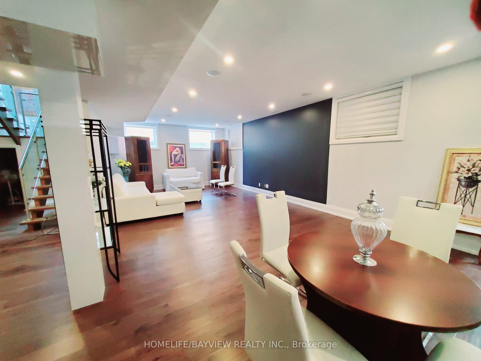 Unit lower level - 11 walnut Crescent, Etobicoke 5