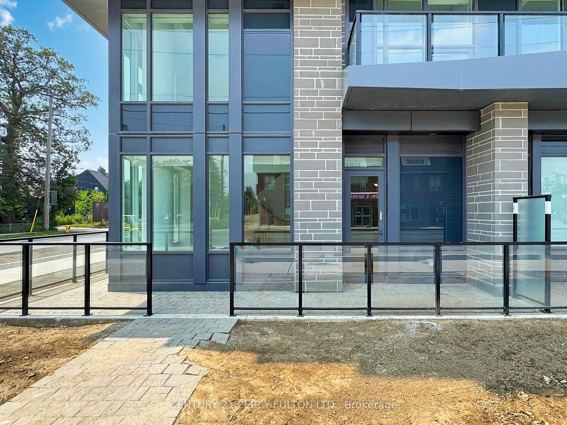 Unit 105 - 556 Marlee Avenue, North York 4