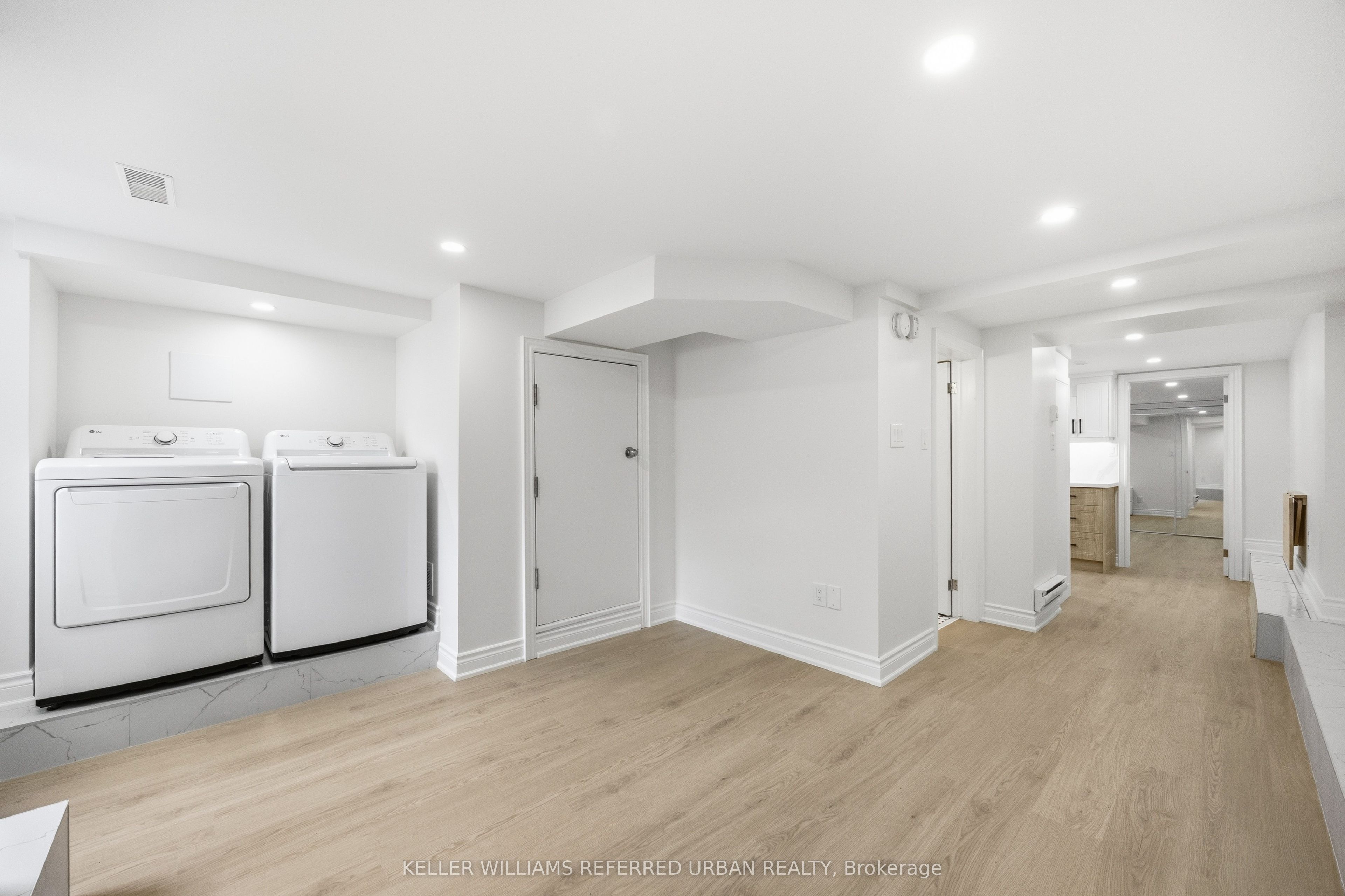 Unit Basement - 54 Gwynne Avenue, Toronto 5