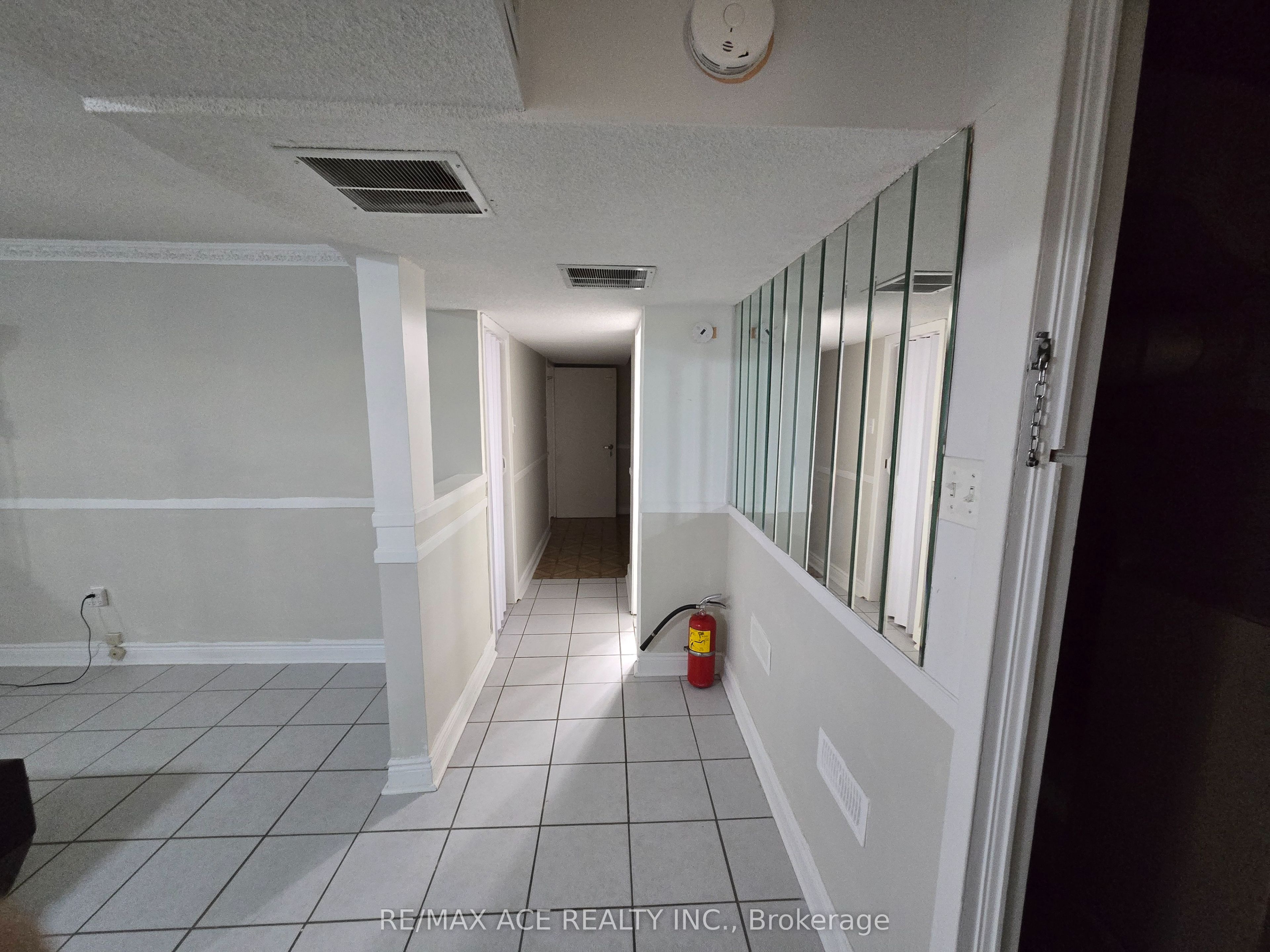Unit Bsmt - 65 Dellbrook Crescent, North York 2