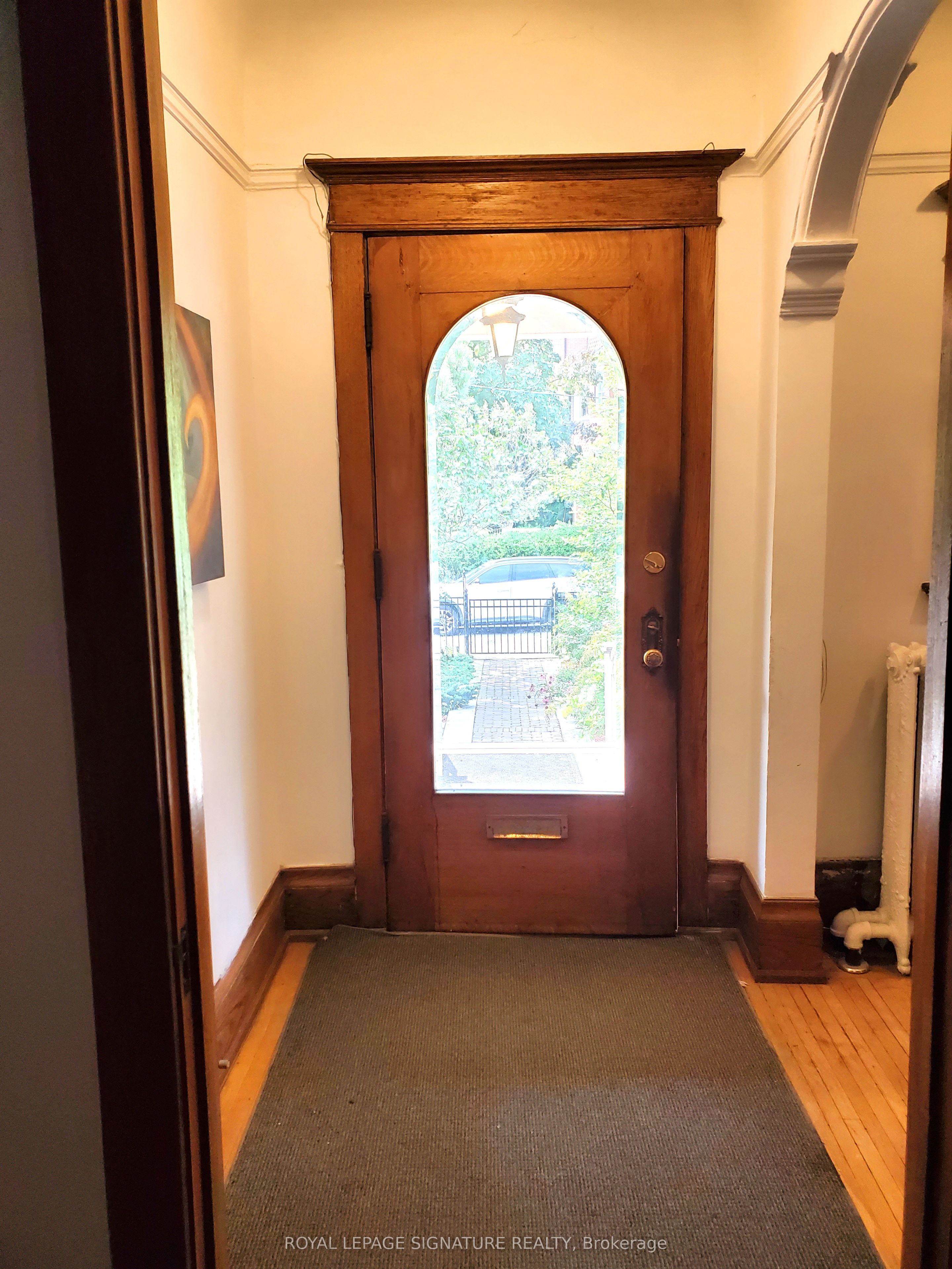 Unit 1 - 1 Maynard Avenue, Toronto 4