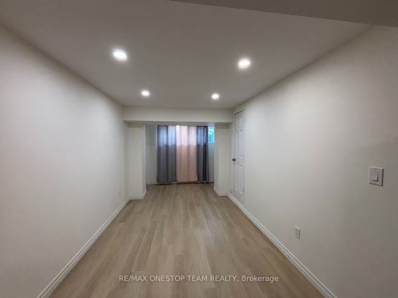 Unit Lower - 3117 River Rock Path, Oakville 4