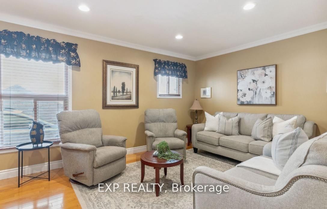259 O'donoghue unit2 Avenue, Oakville 2