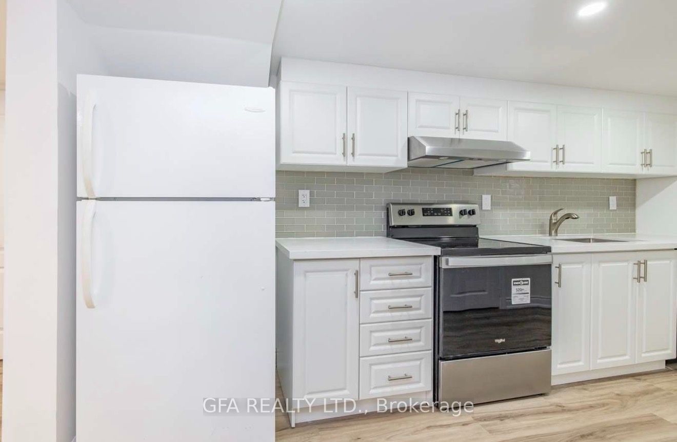Unit Lower - 9 Melville Crescent, Brampton 4