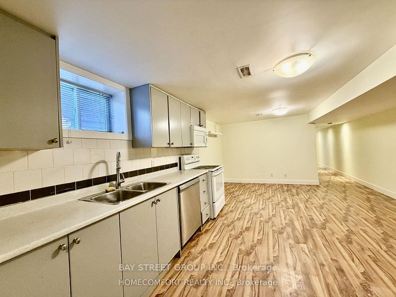 Unit Lower - 178 Rosemount Avenue, Toronto 5