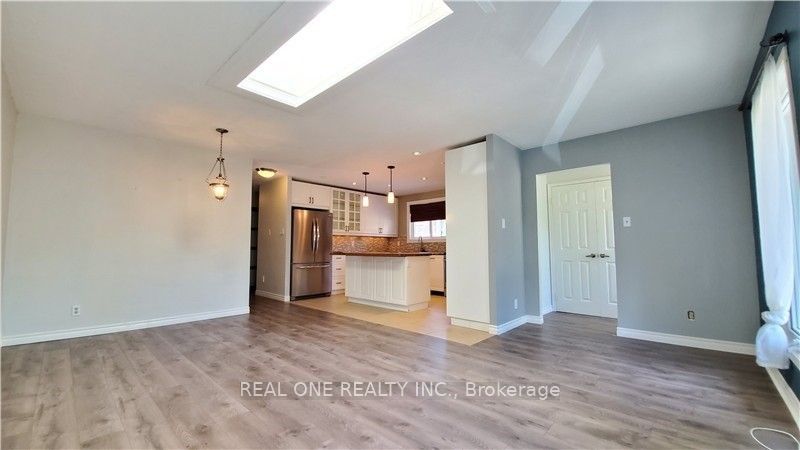 Unit upper - 133 McCraney Street, Oakville 5