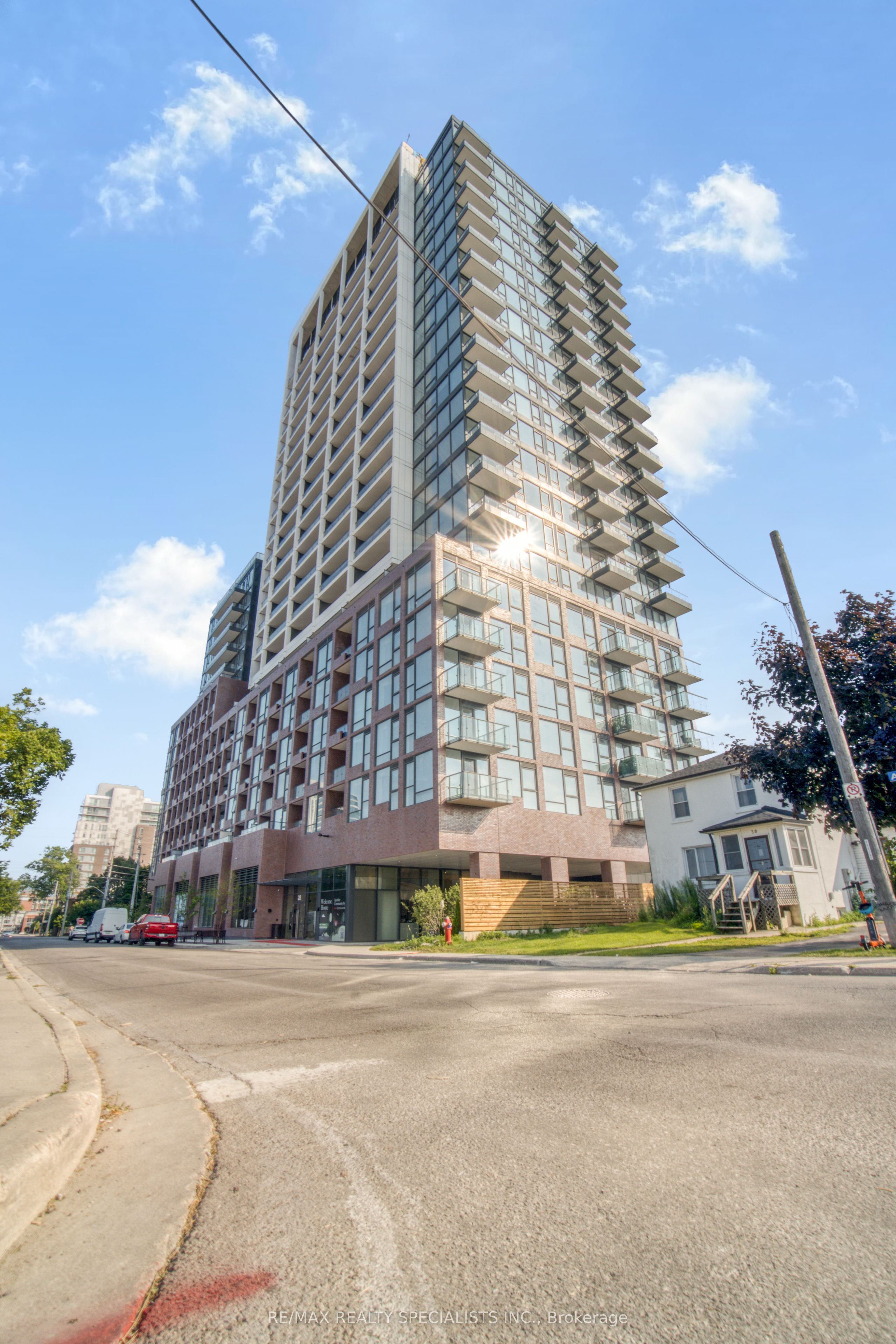 Unit 620 - 28 Ann Street, Mississauga 3