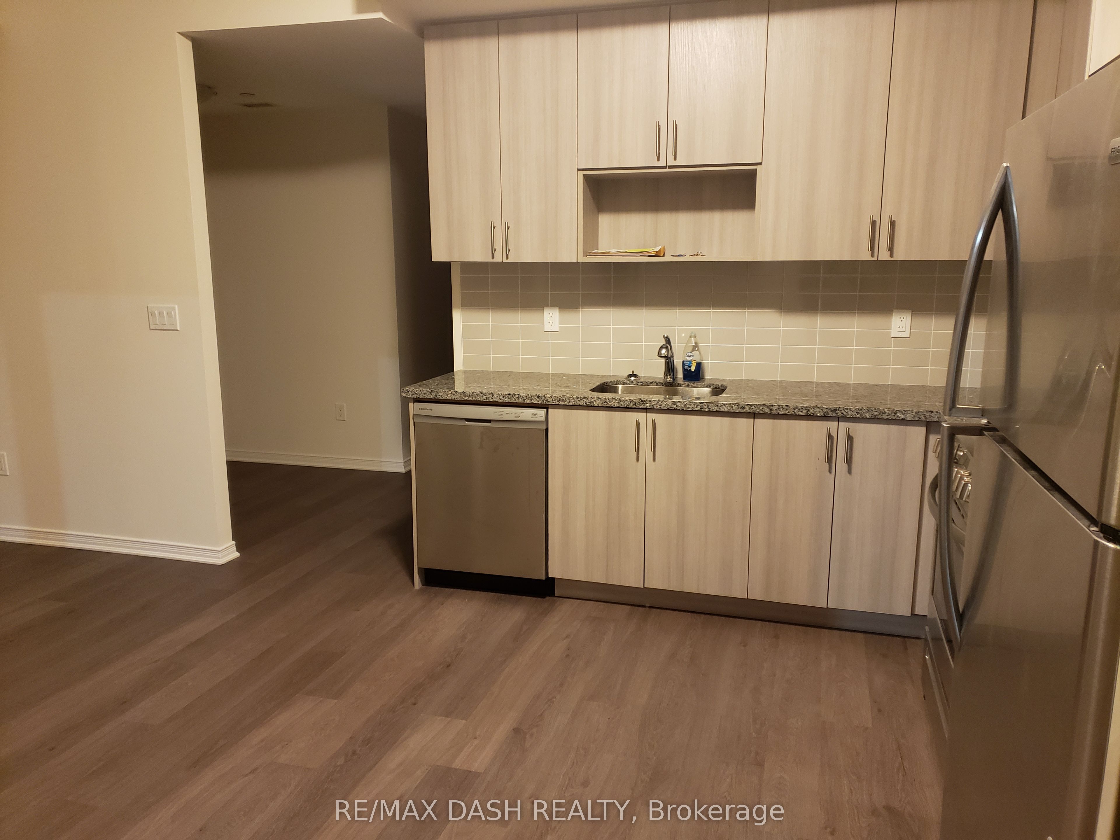 Unit 107 - 1100 Briar Hill Avenue, Toronto 5