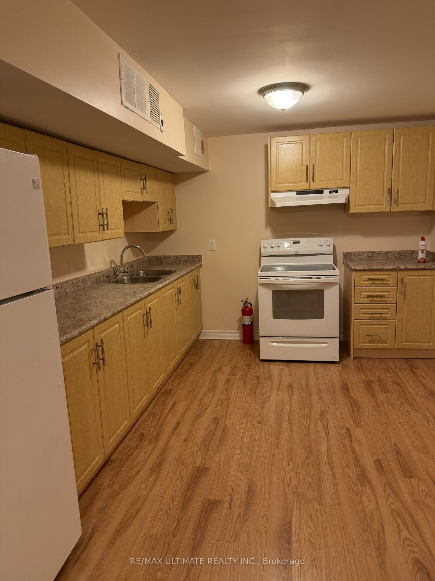 Unit Basement - 58 Braidwood Lake Road, Brampton 4