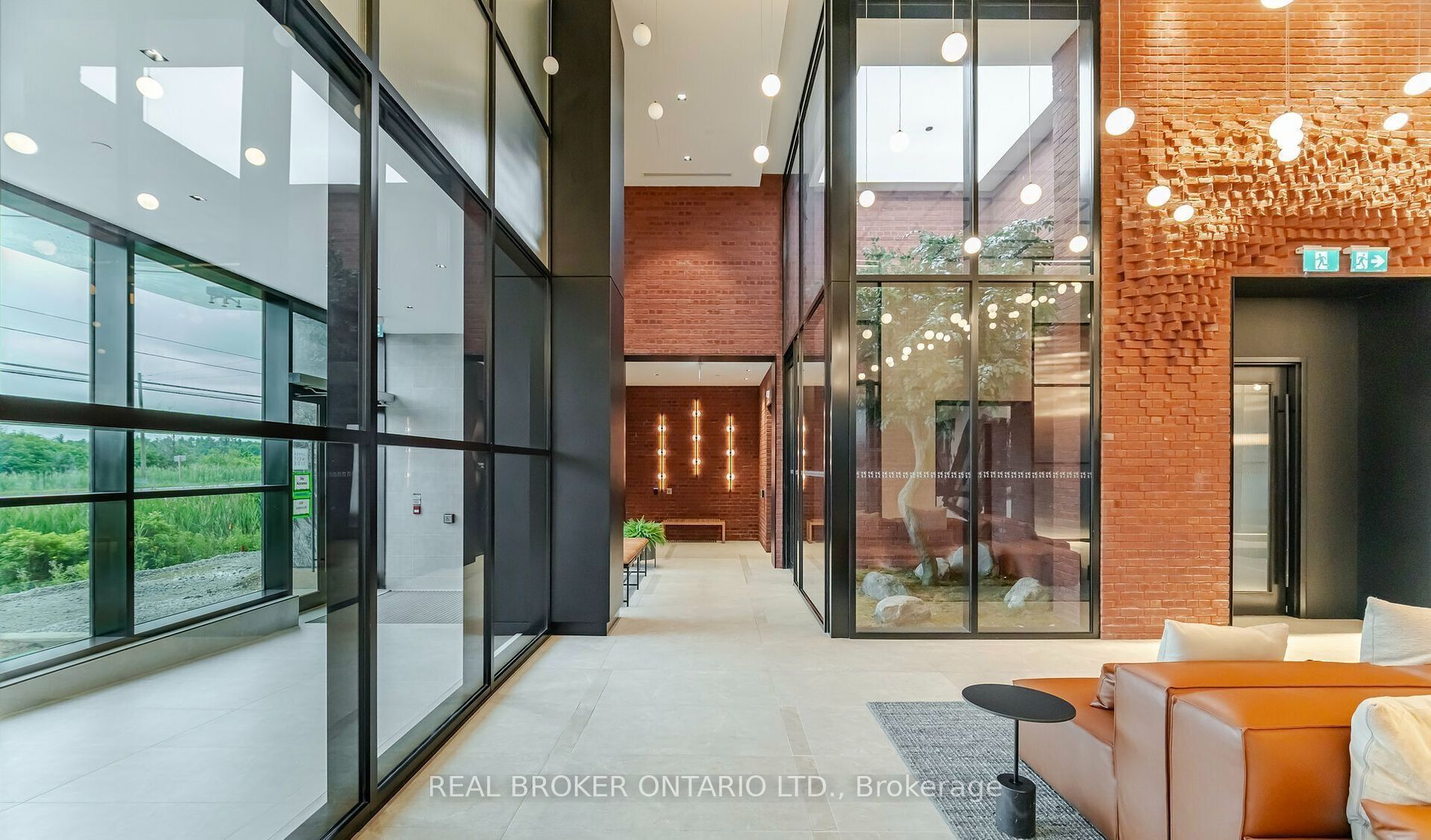 Unit 3 - 3200 William Coltson Avenue, Oakville 4