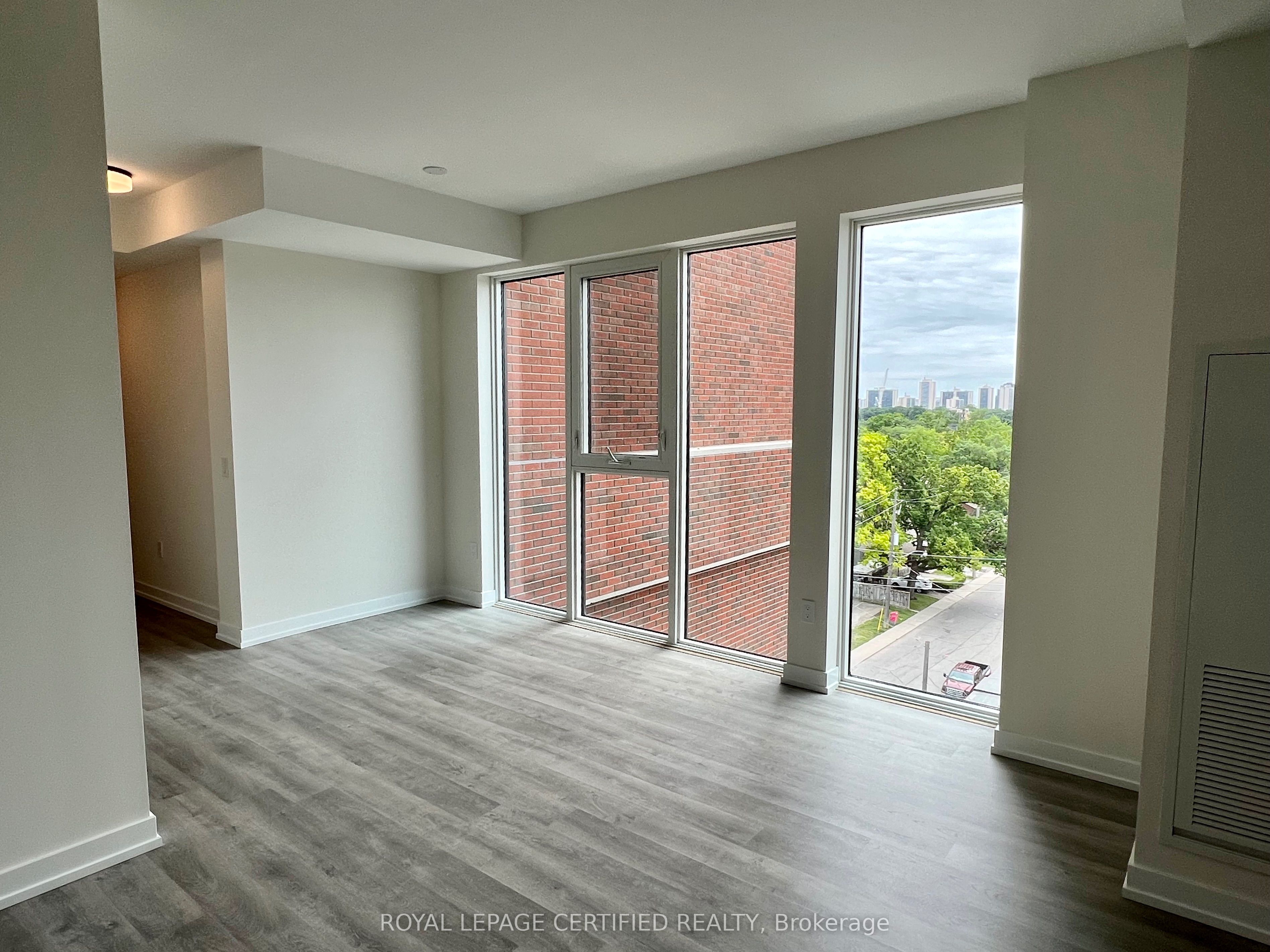 Unit 703 - 2300 St. Clair Avenue W, Toronto 4