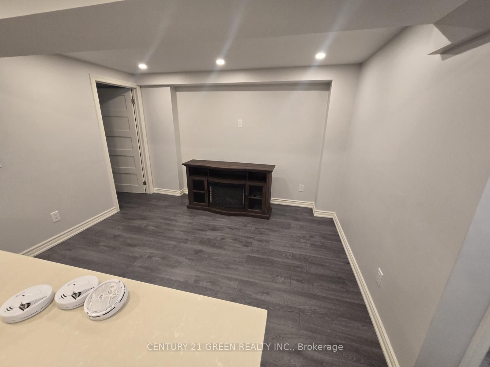 Unit Lower - 2483 Old Brompton Way, Oakville 3