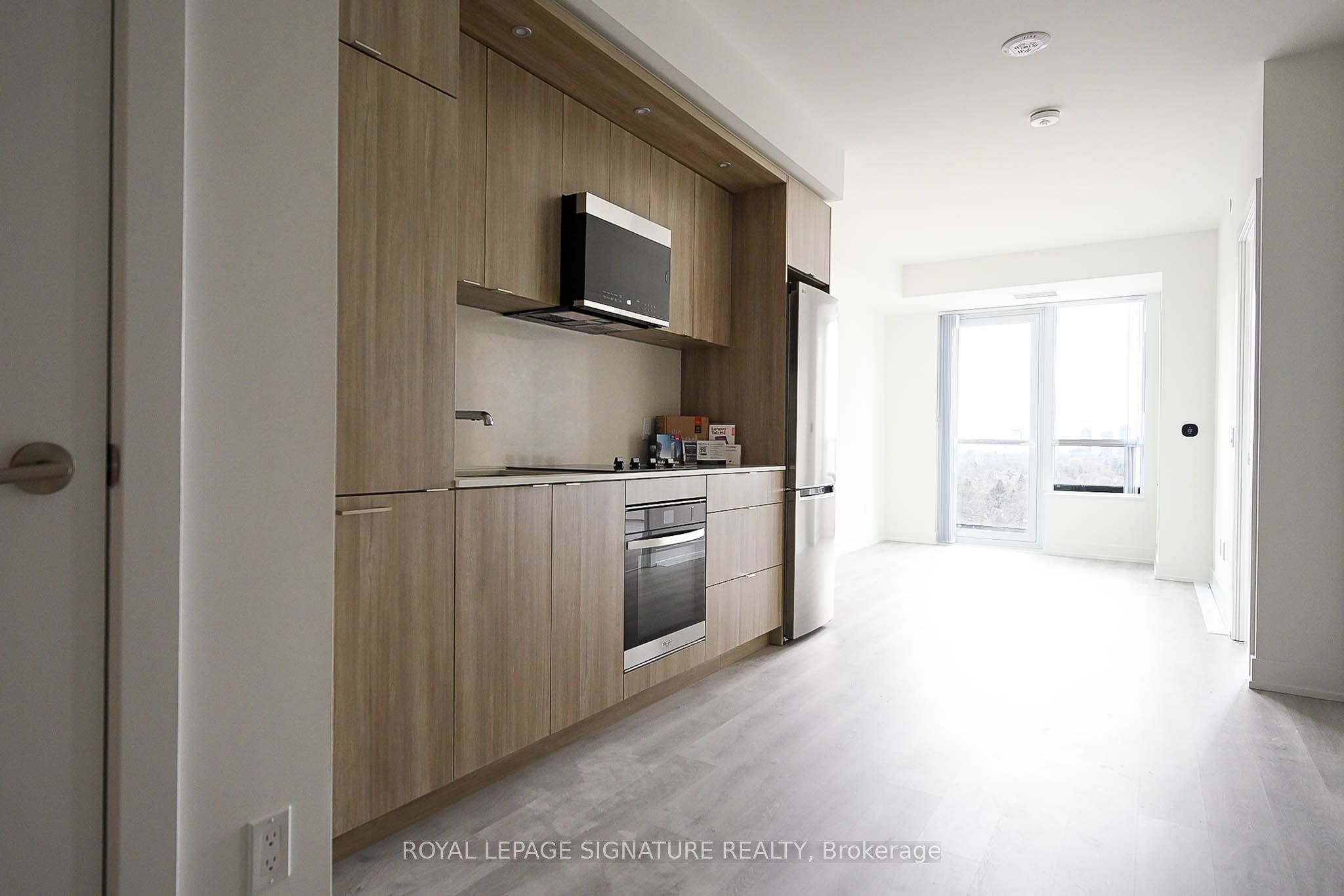 Unit 1908 - 60 Central Park Road Way, Etobicoke 3