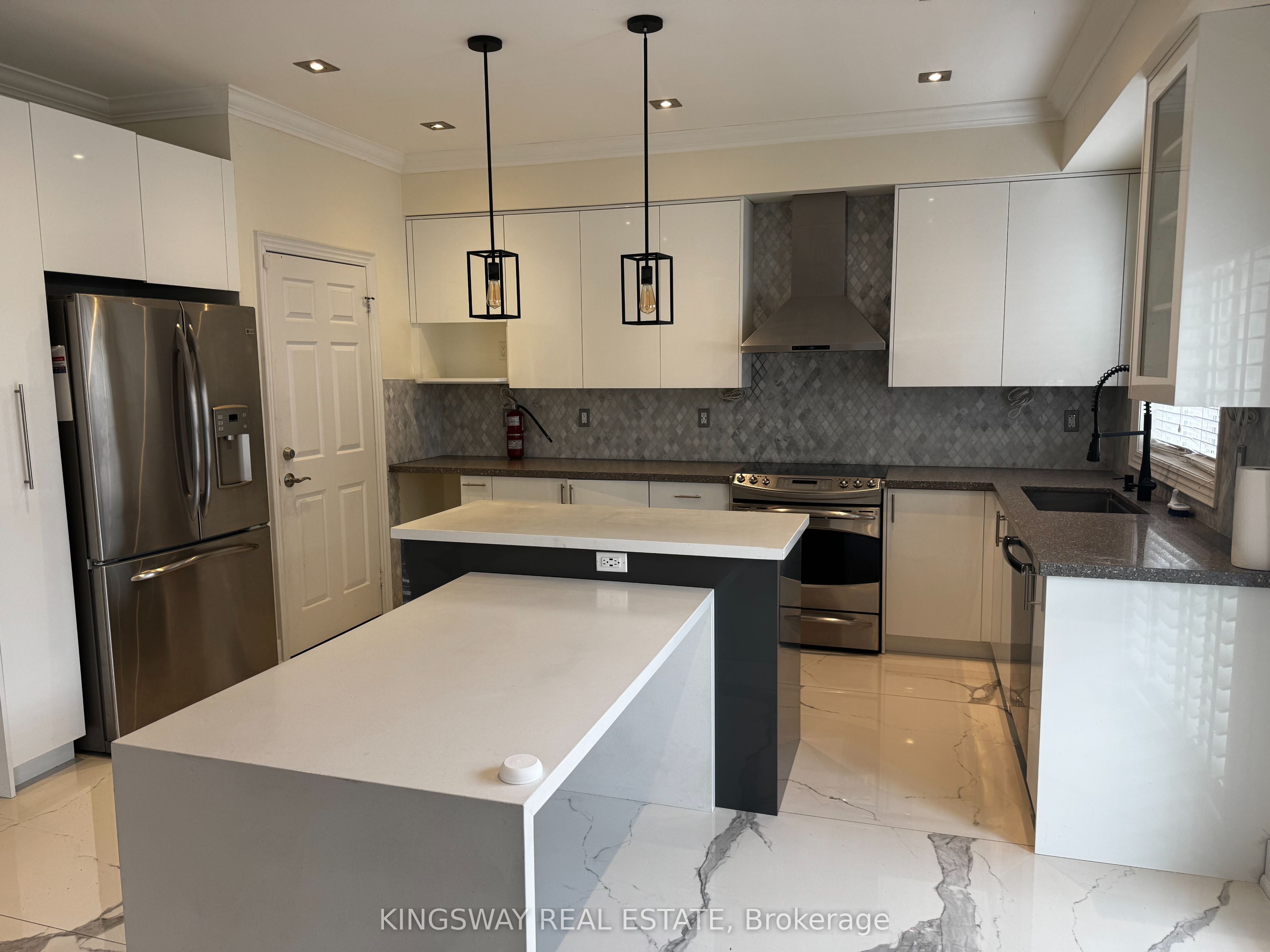 20 Dawes Road, Brampton 4