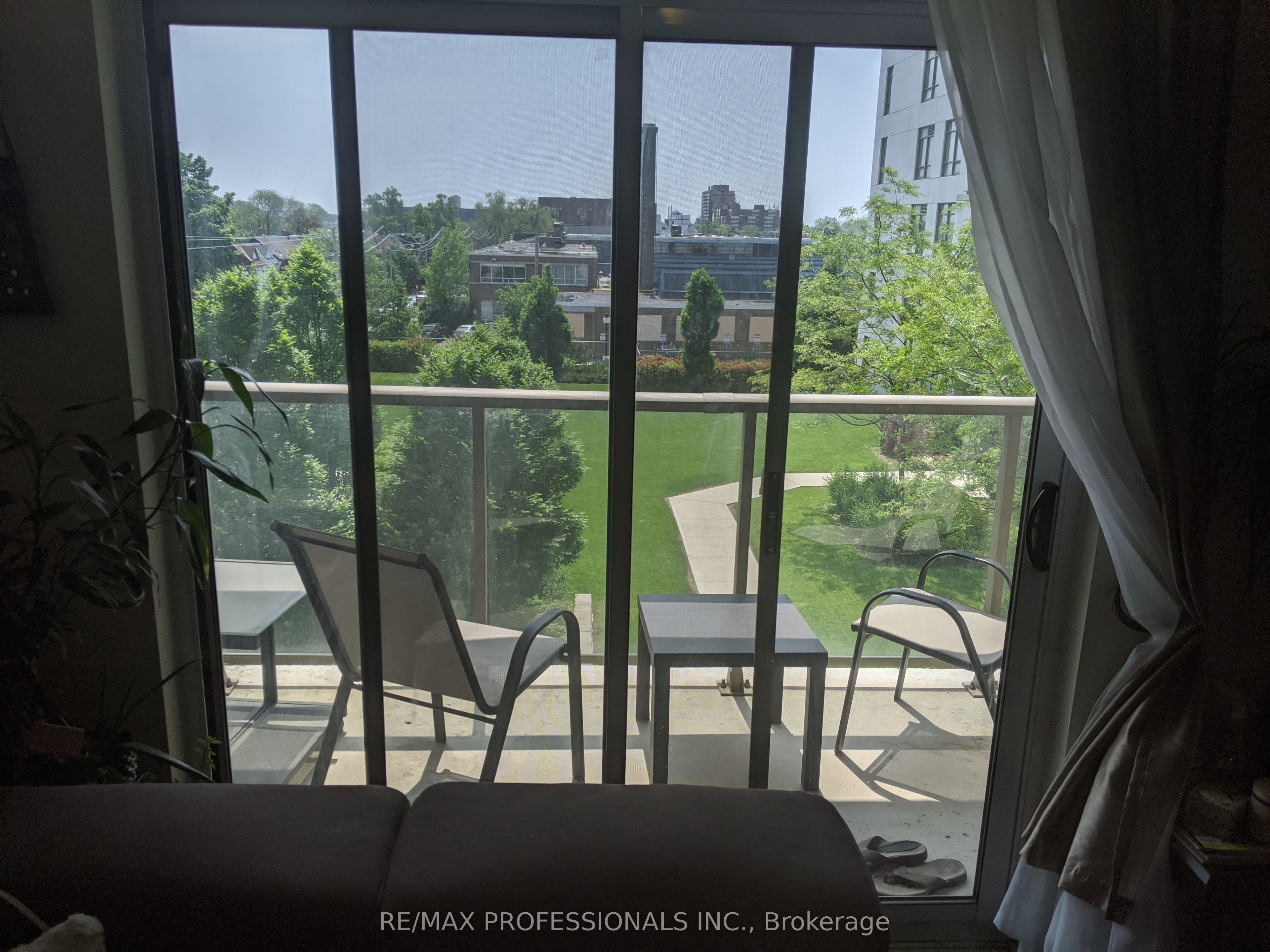 Unit 325 - 812 Lansdowne Avenue, Toronto 5