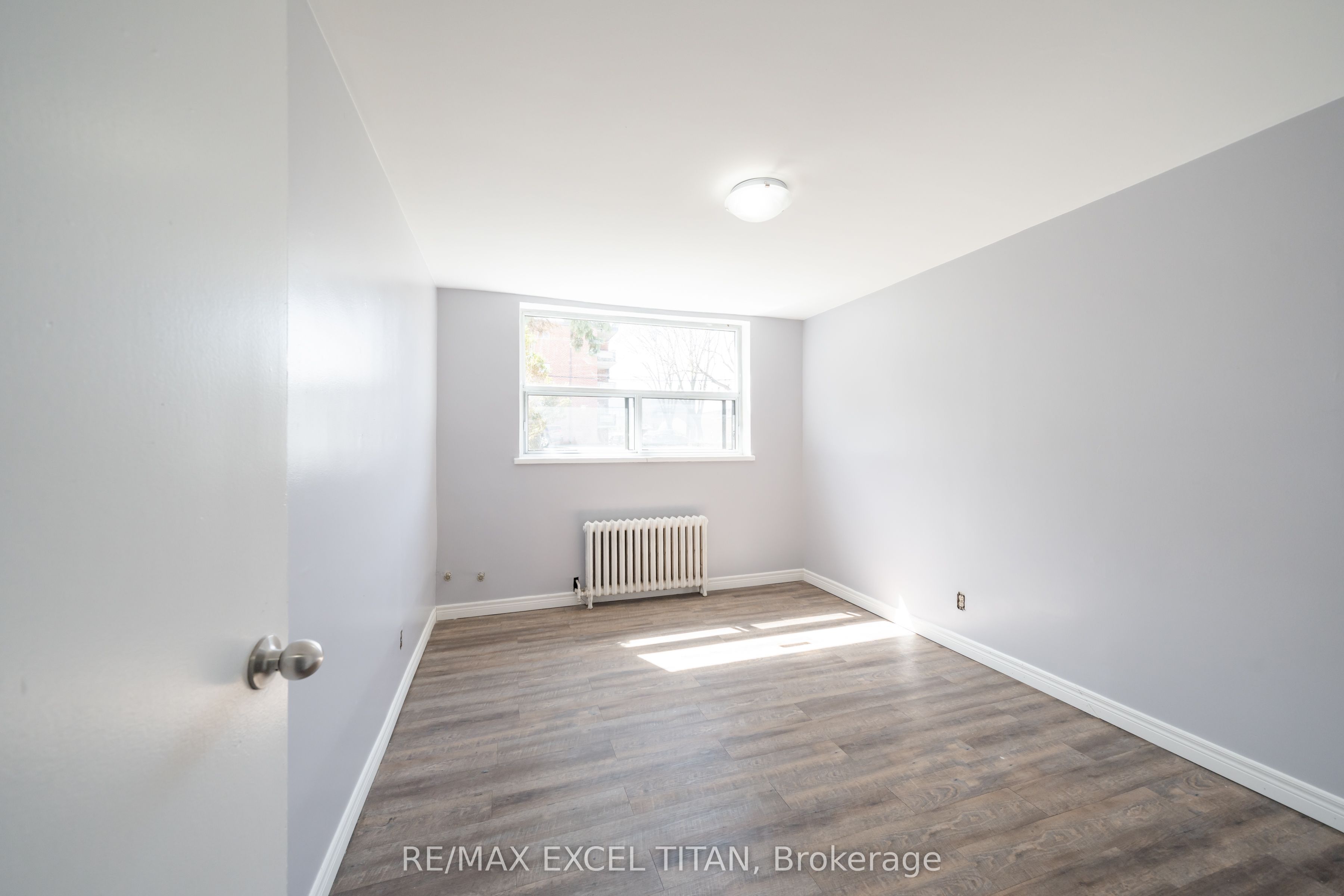 Unit 10 - 799 Robinson Street, Burlington 3