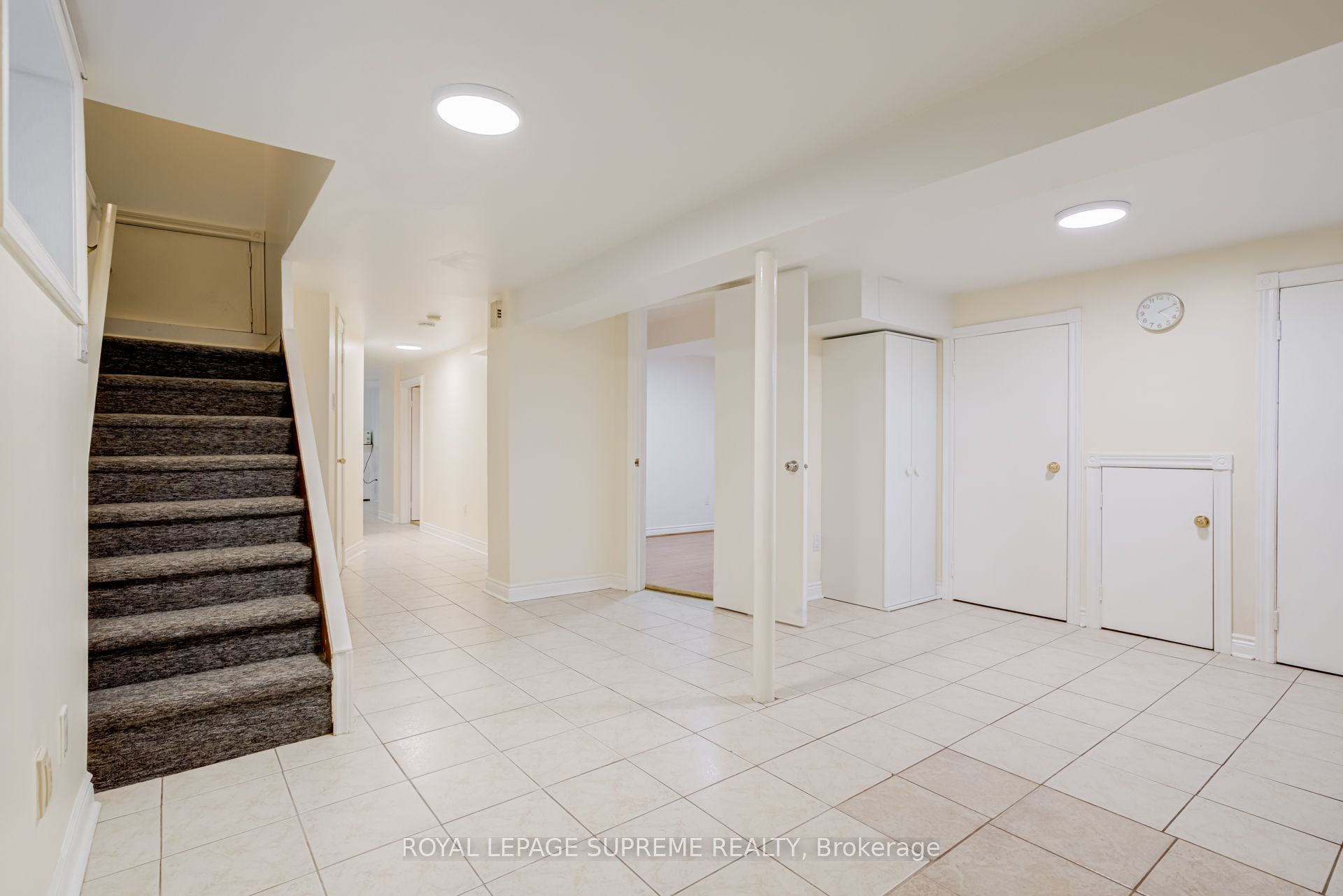 Unit Bsmt - 20 Edna Avenue, Toronto 5