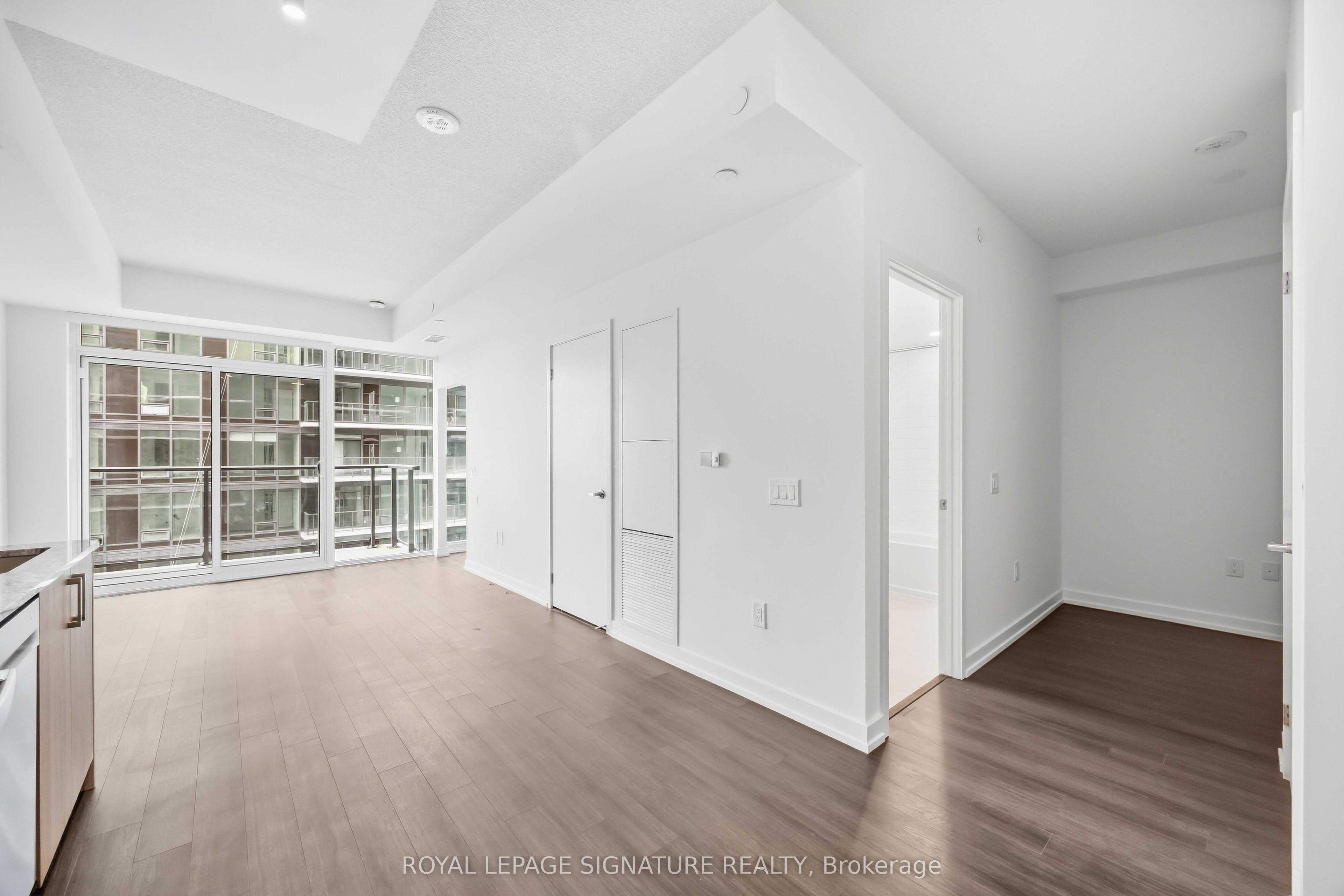 Unit 2216 - 4010 Eglinton Avenue W, Etobicoke 5