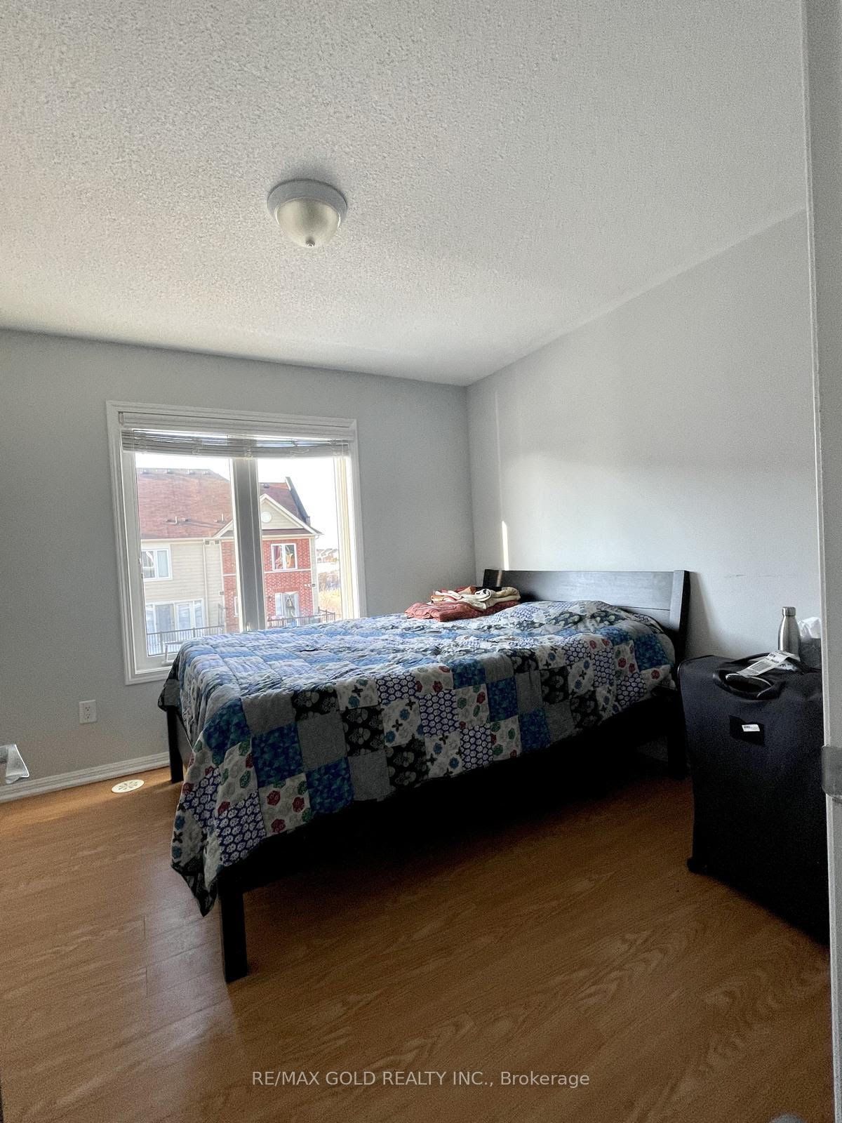 Unit 215 - 250 Sunny Meadow Boulevard, Brampton 2
