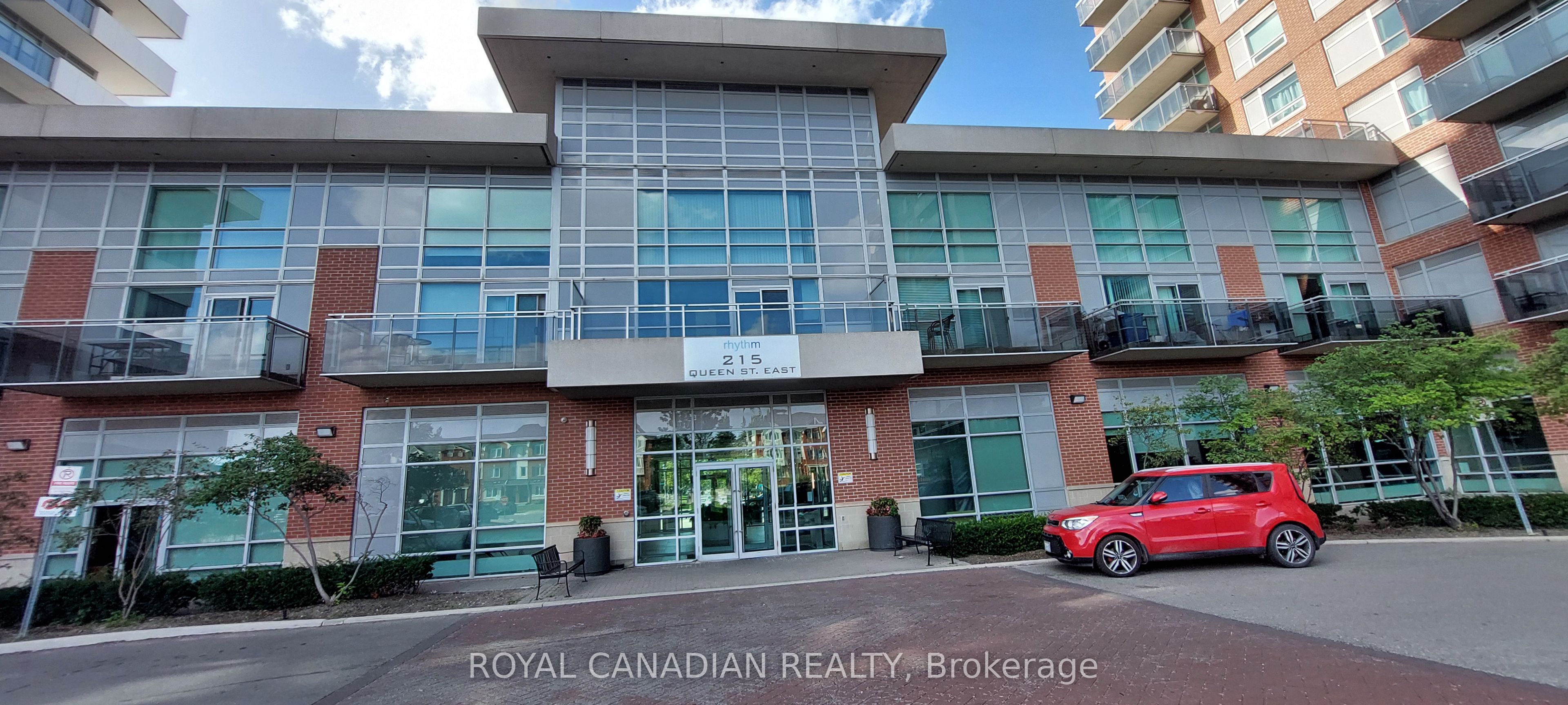 Unit 1411 - 215 Queen Street E, Brampton 2