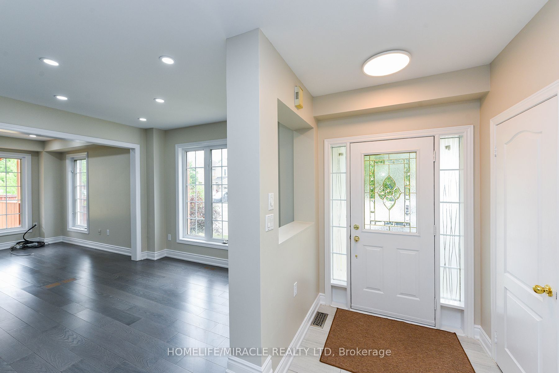 25 Blackcherry Lane, Brampton 5