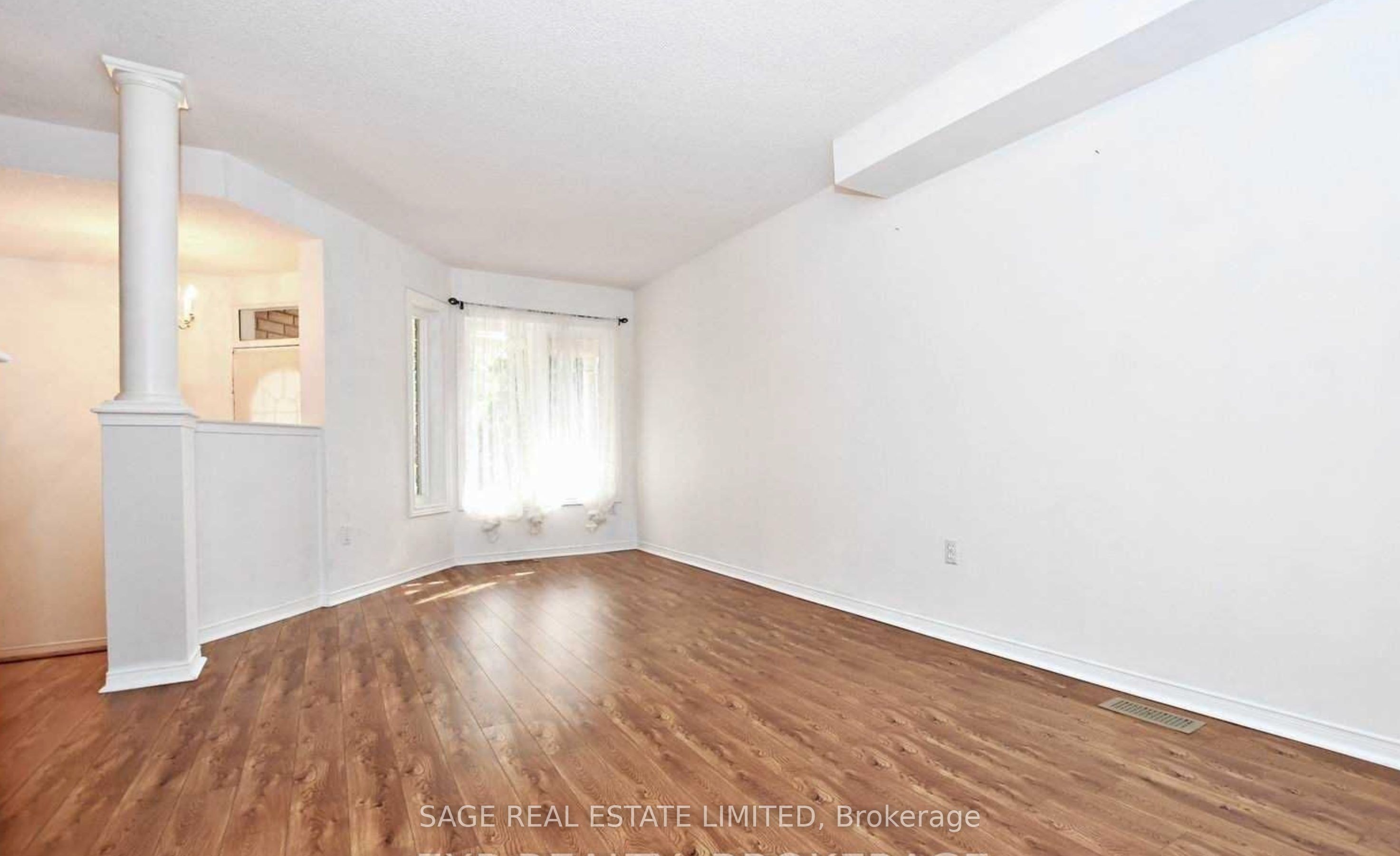 Unit 113 - 833 Scollard Court E, Mississauga 4