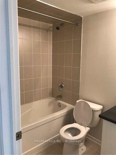 Unit 248 - 19 Applewood Lane, Etobicoke 4