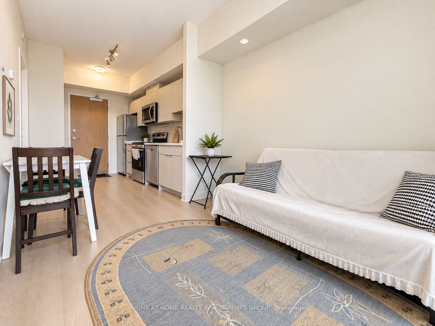 Unit 519 - 2825 Jane Street, North York 5