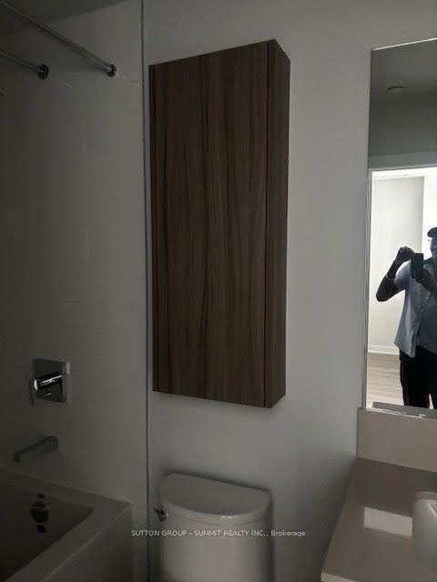 Unit 319 - 430 Square One Drive, Mississauga 3