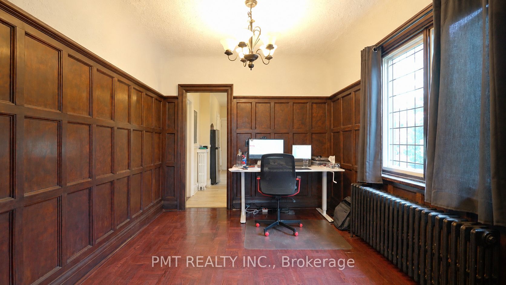 Unit Upper - 2 Larkin Avenue, Toronto 4