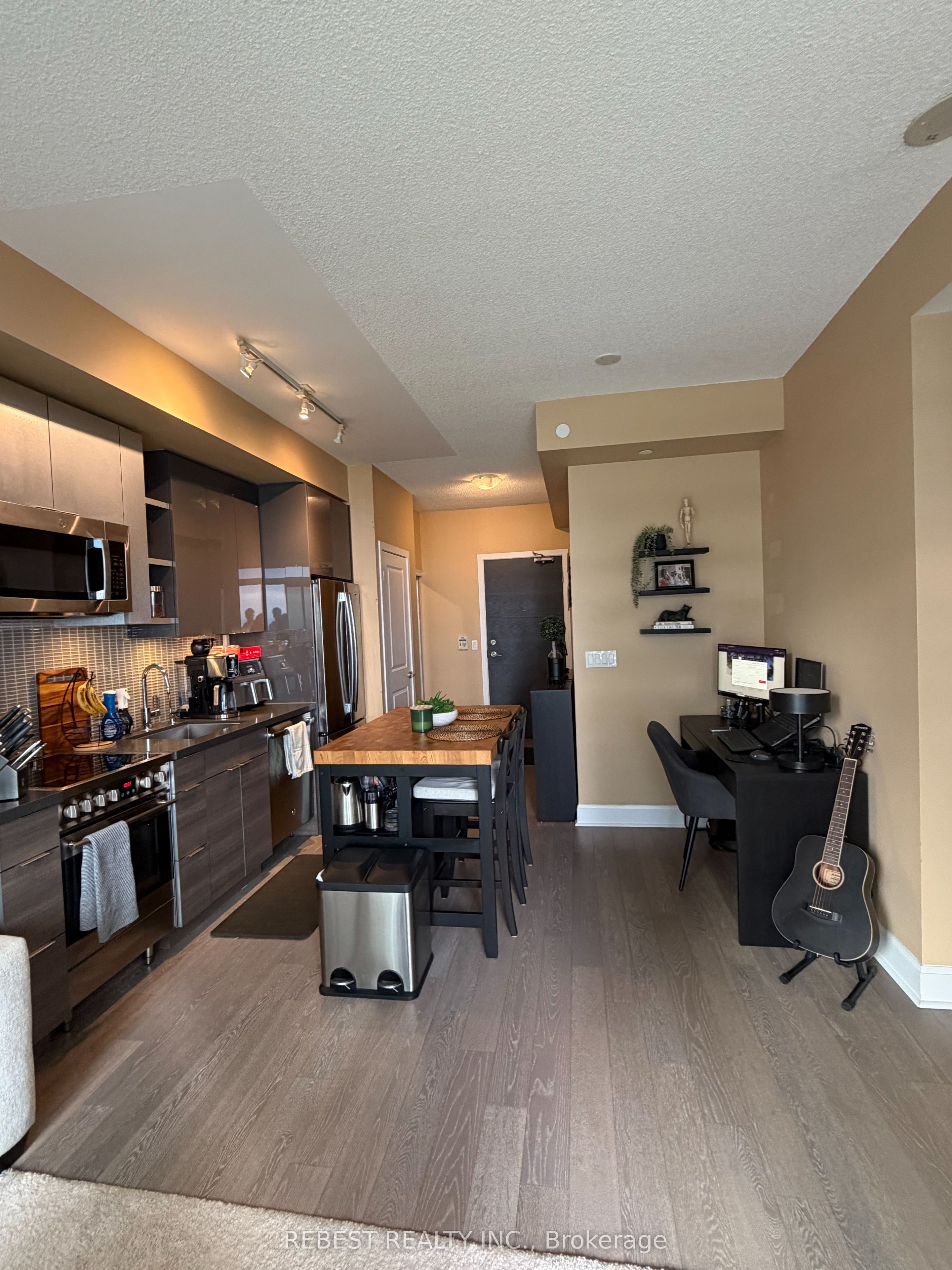 Unit 3302 - 33 Shore Breeze Drive, Etobicoke 4
