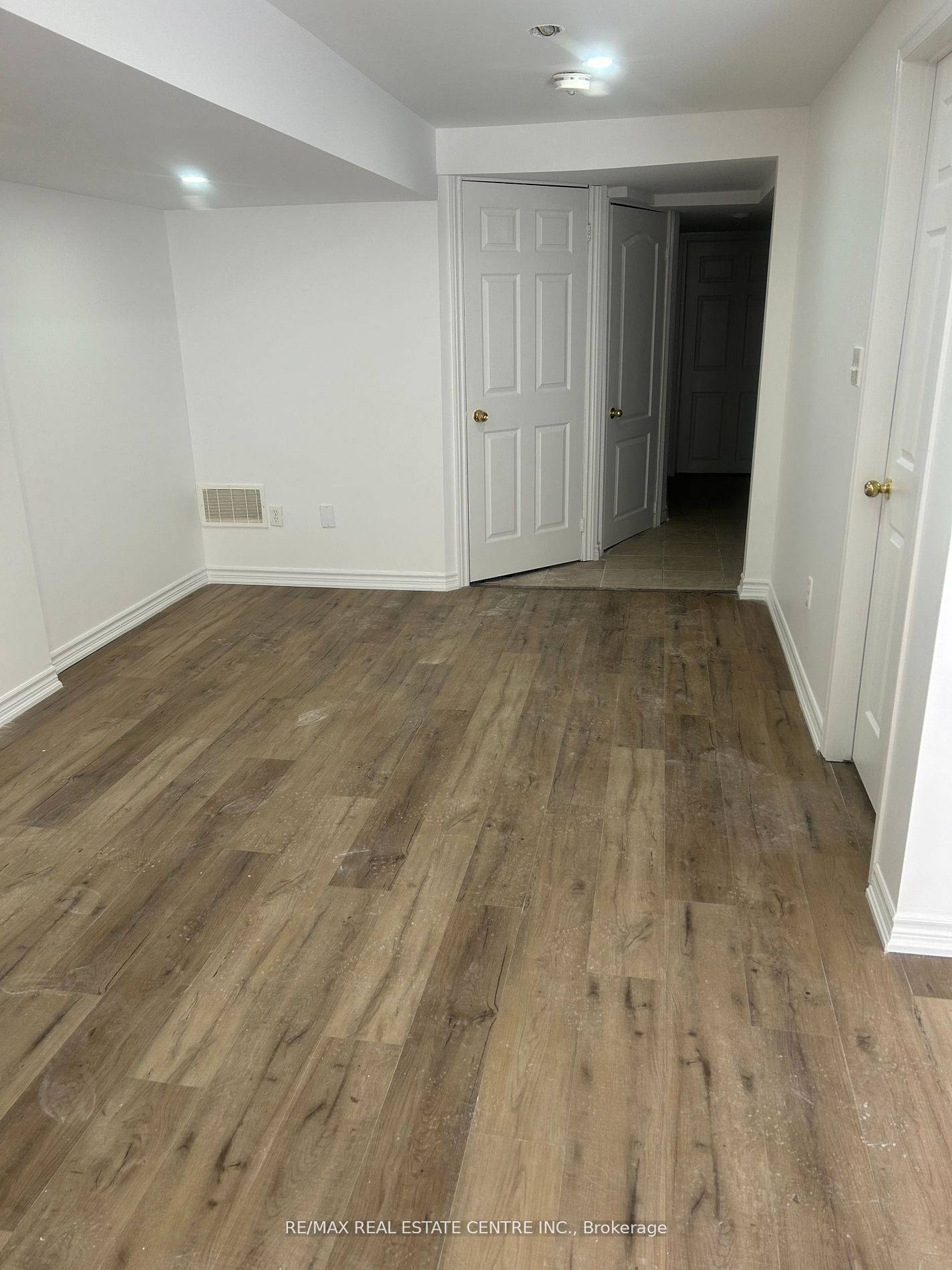 Unit Basement - 781 Shanks Heights, Milton 4