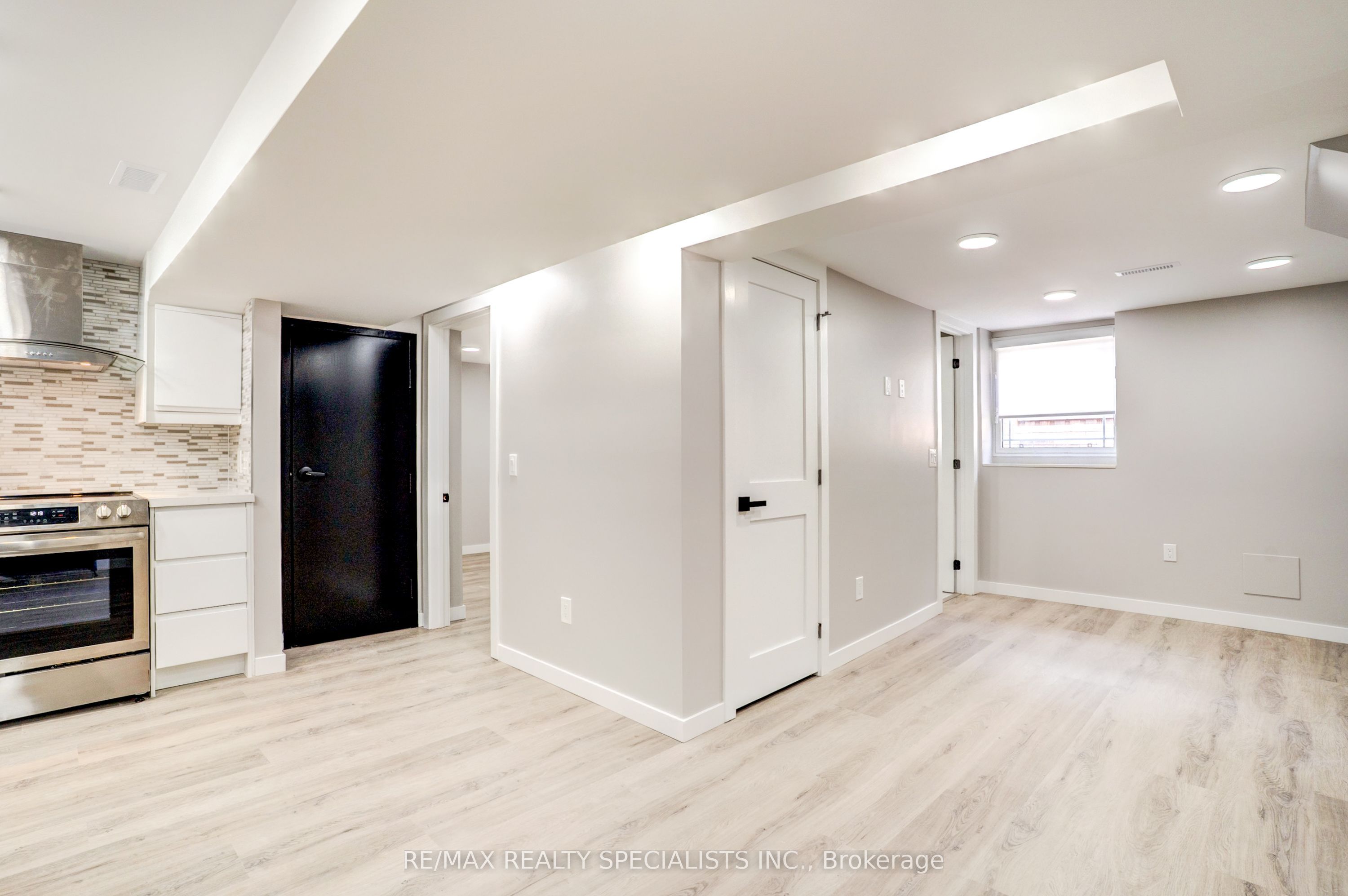 Unit Lower - 454 Mayzel Road, Burlington 3