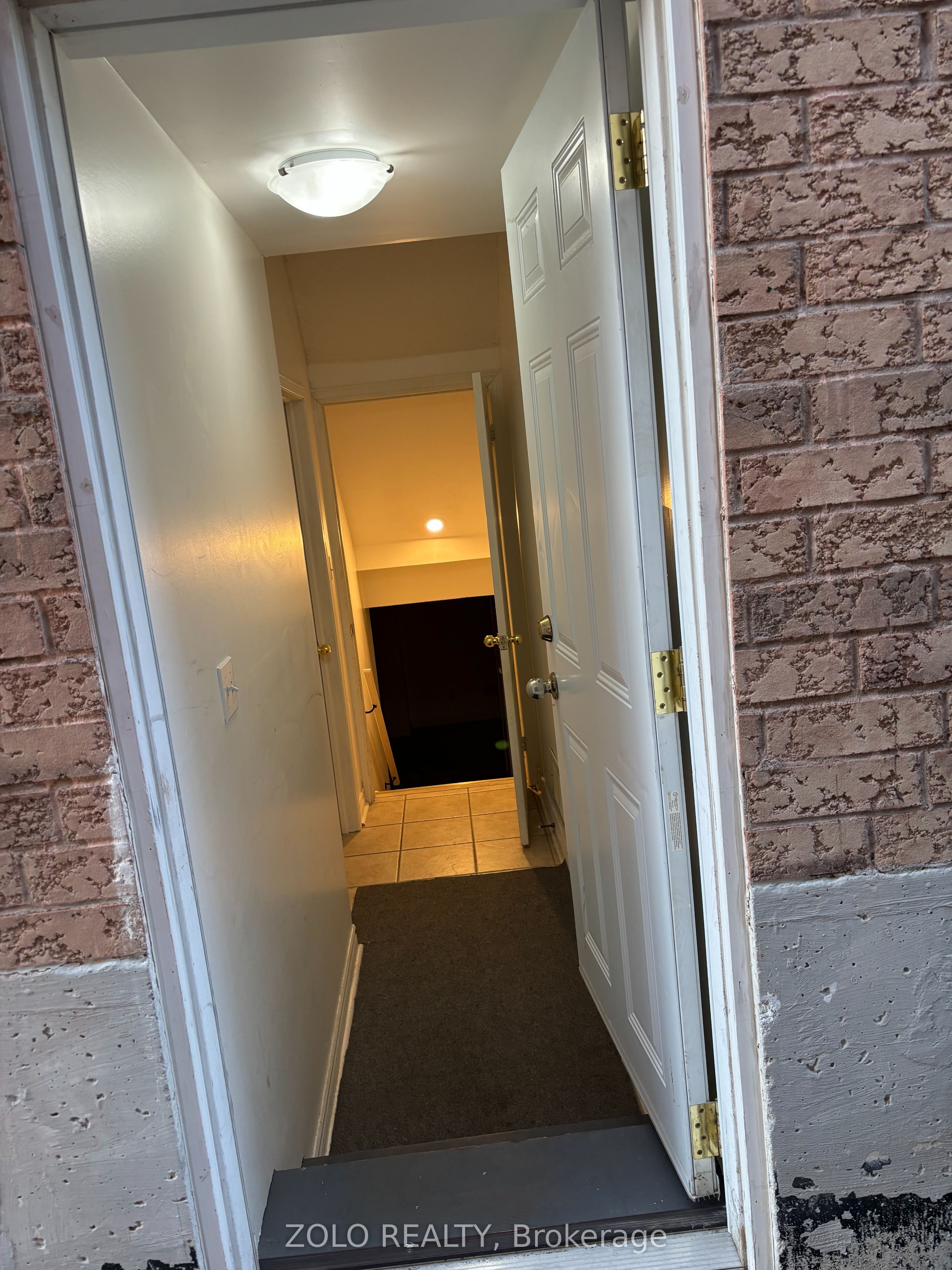 3242 Scotch Pine Gate, Mississauga 4