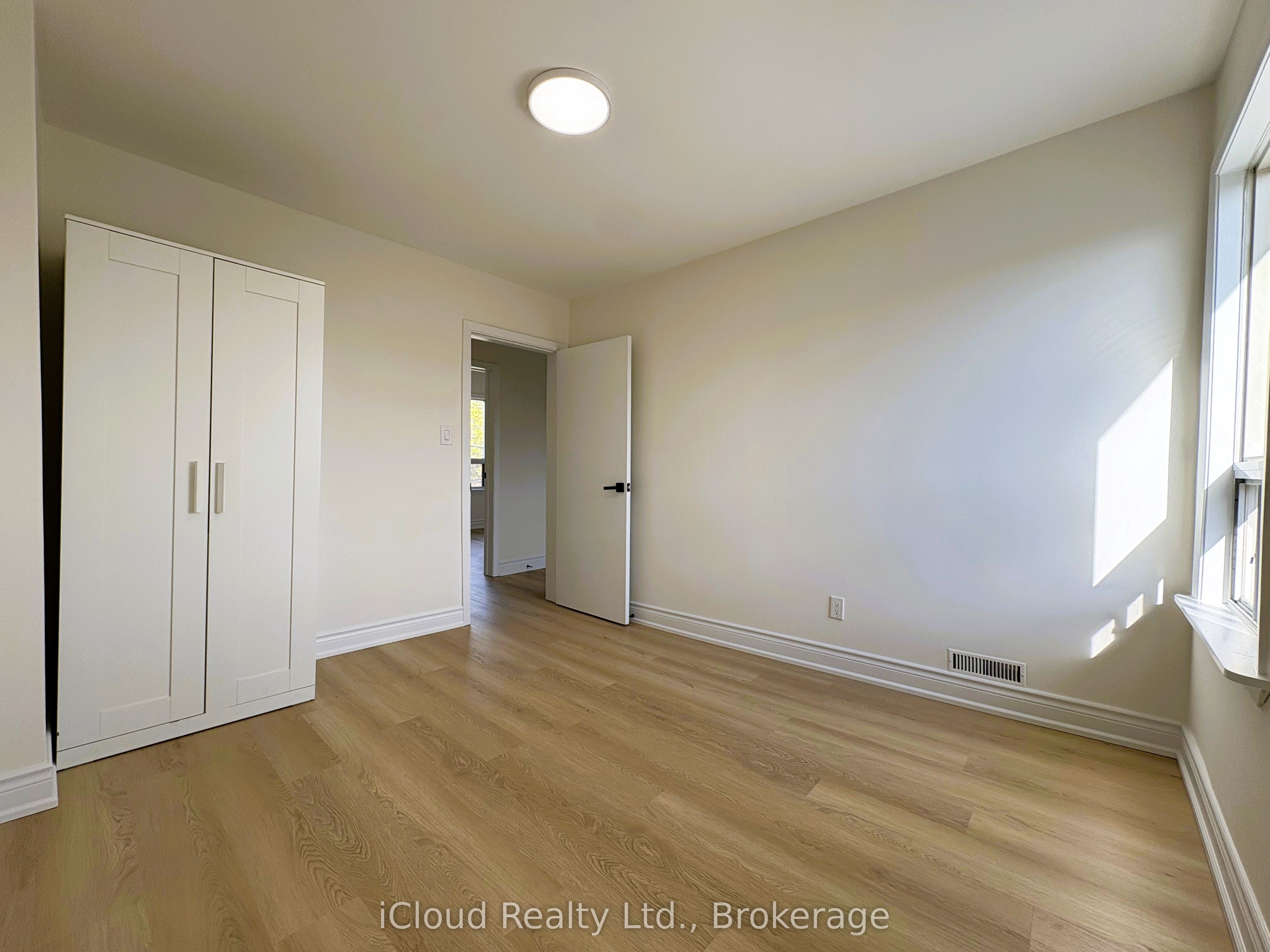 Unit UPPER - 1373 Davenport Road, Toronto 3